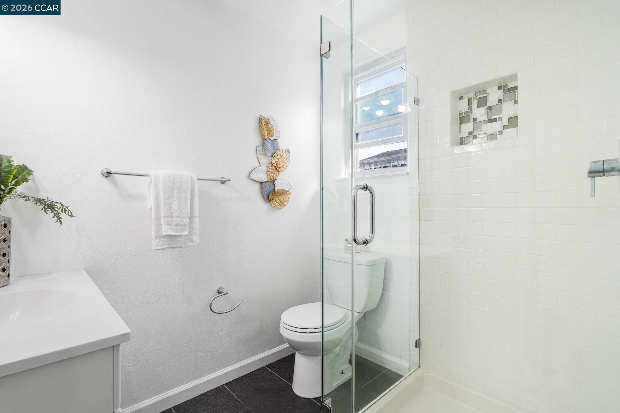 Detail Gallery Image 37 of 49 For 3583 Dumbarton St, Concord,  CA 94519 - 4 Beds | 2 Baths