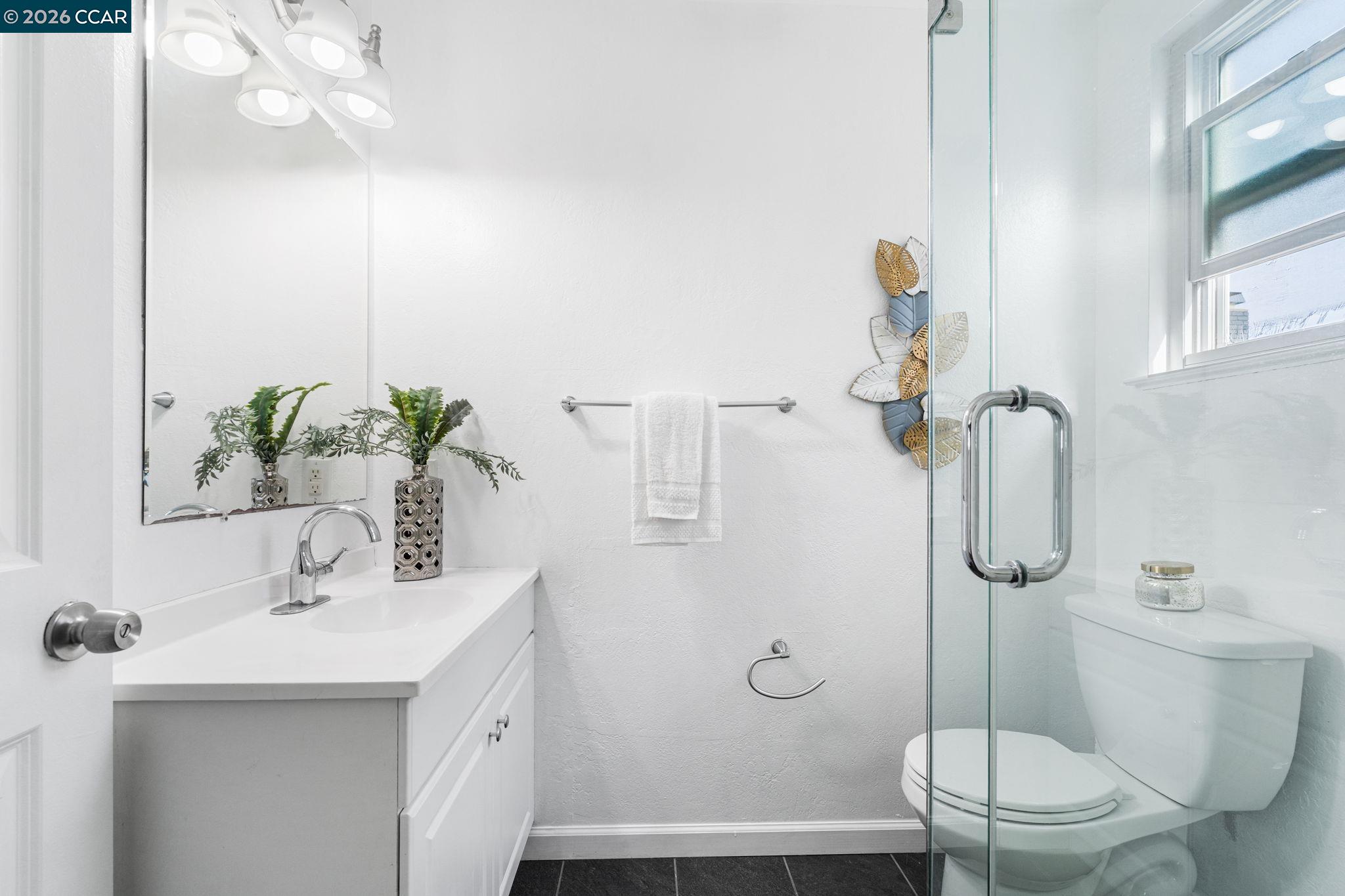 Detail Gallery Image 38 of 49 For 3583 Dumbarton St, Concord,  CA 94519 - 4 Beds | 2 Baths