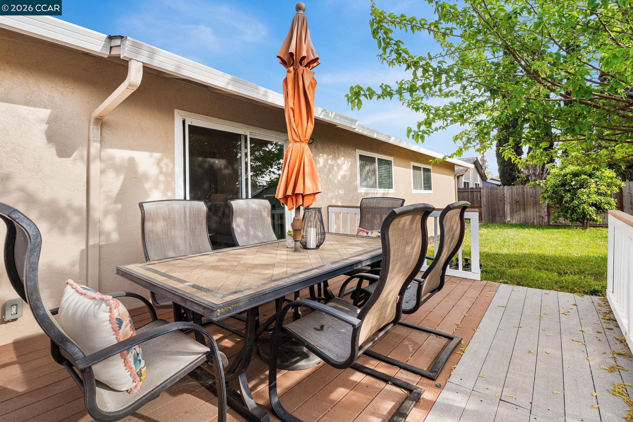 Detail Gallery Image 42 of 49 For 3583 Dumbarton St, Concord,  CA 94519 - 4 Beds | 2 Baths