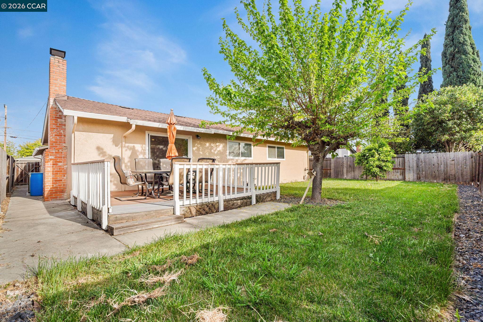 Detail Gallery Image 46 of 49 For 3583 Dumbarton St, Concord,  CA 94519 - 4 Beds | 2 Baths