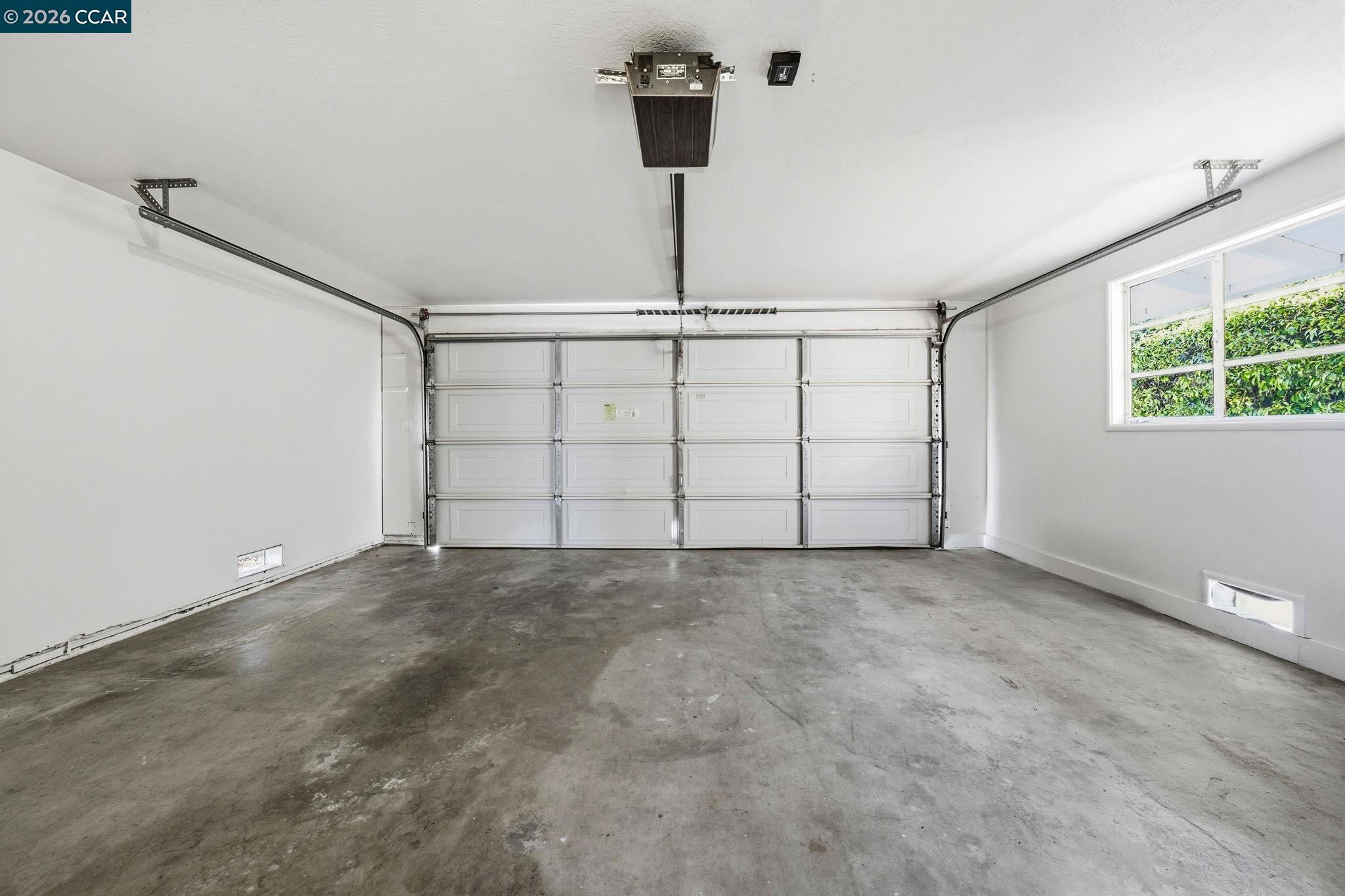 Detail Gallery Image 27 of 60 For 61 Sullivan Dr, Moraga,  CA 94556 - 4 Beds | 2/1 Baths