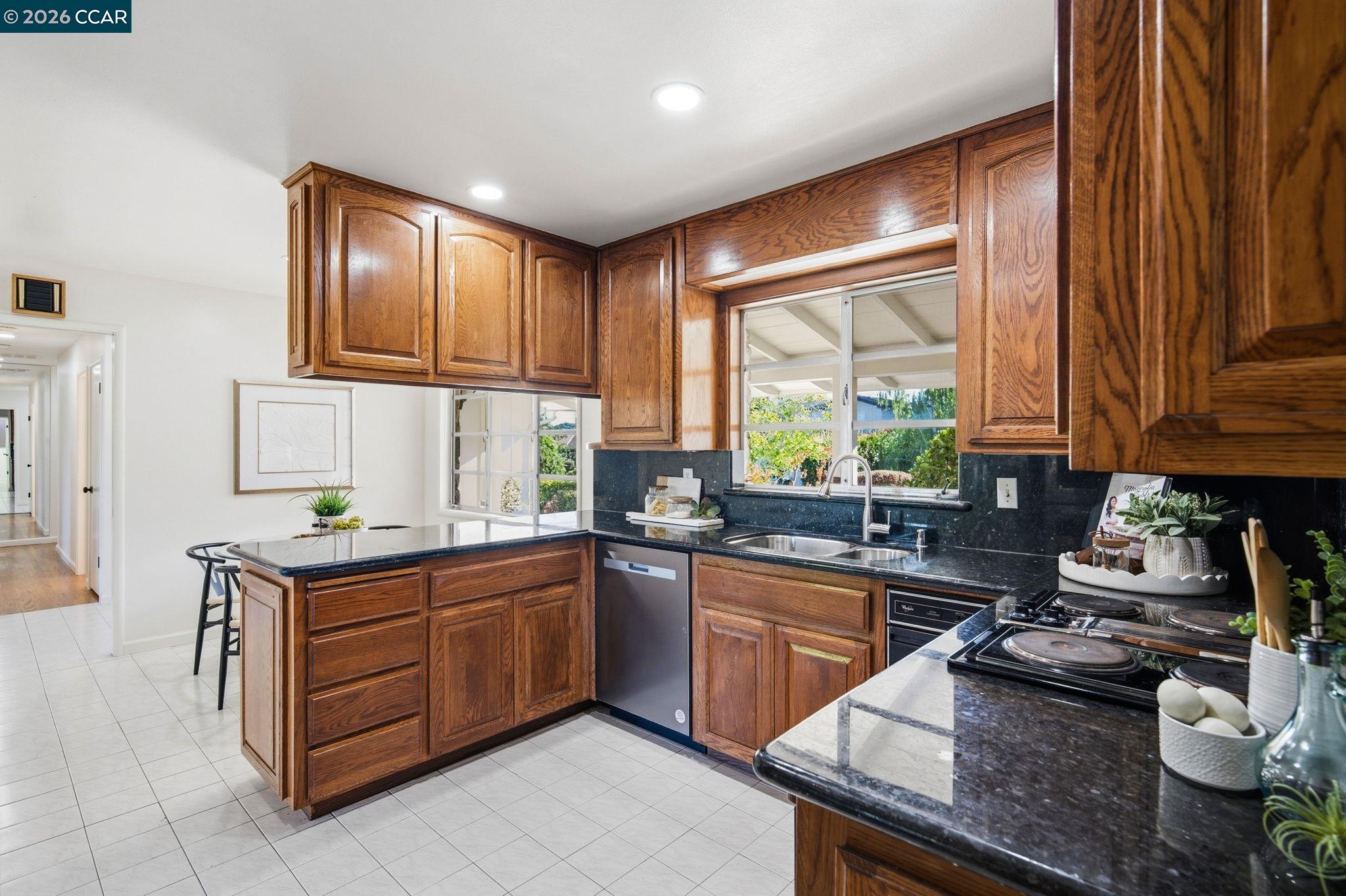 Detail Gallery Image 28 of 60 For 61 Sullivan Dr, Moraga,  CA 94556 - 4 Beds | 2/1 Baths