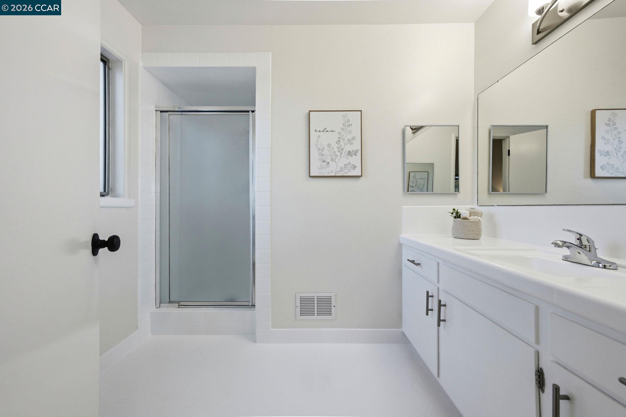 Detail Gallery Image 36 of 60 For 61 Sullivan Dr, Moraga,  CA 94556 - 4 Beds | 2/1 Baths