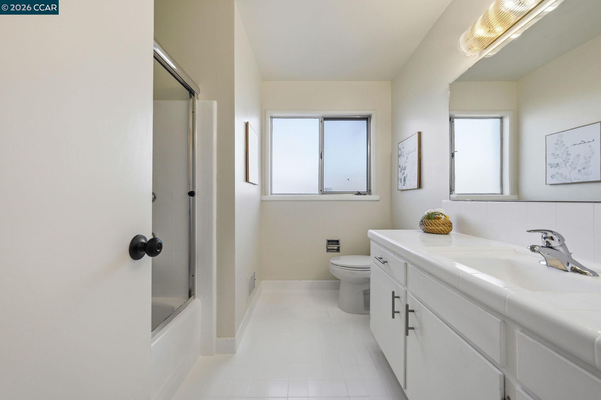 Detail Gallery Image 40 of 60 For 61 Sullivan Dr, Moraga,  CA 94556 - 4 Beds | 2/1 Baths