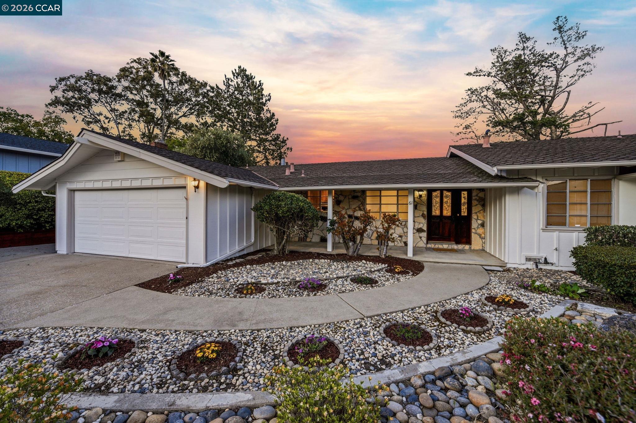 Detail Gallery Image 5 of 60 For 61 Sullivan Dr, Moraga,  CA 94556 - 4 Beds | 2/1 Baths