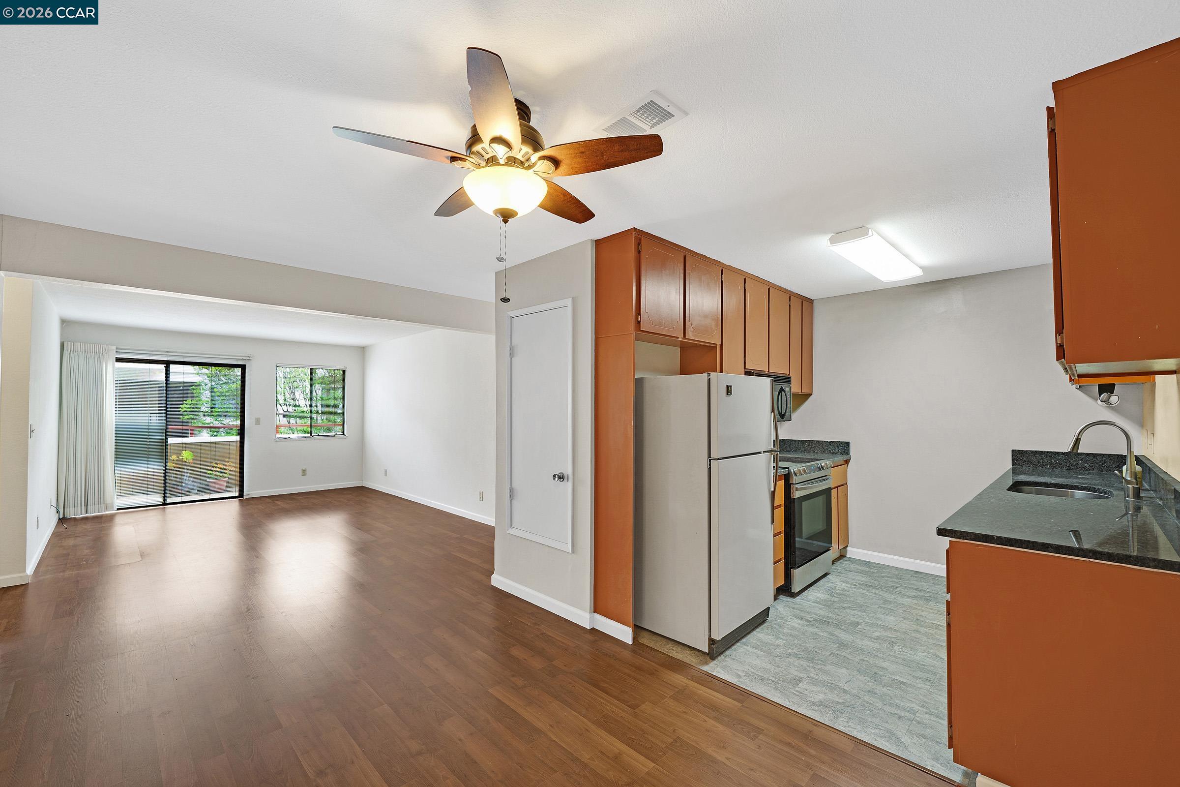 Photo #15: 41129450 Listing: Photo #15