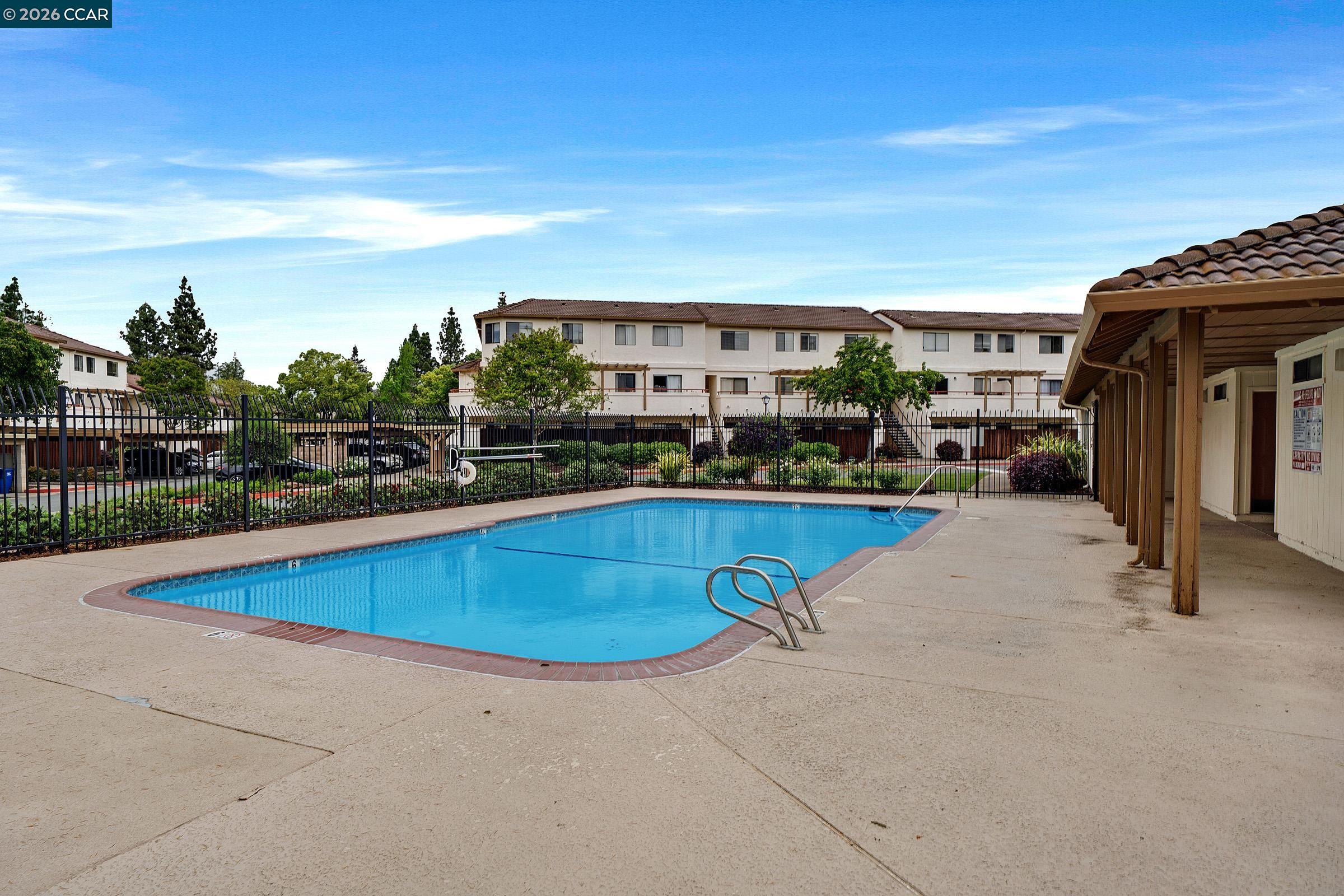 Photo #40: 41129450 Listing: Photo #40