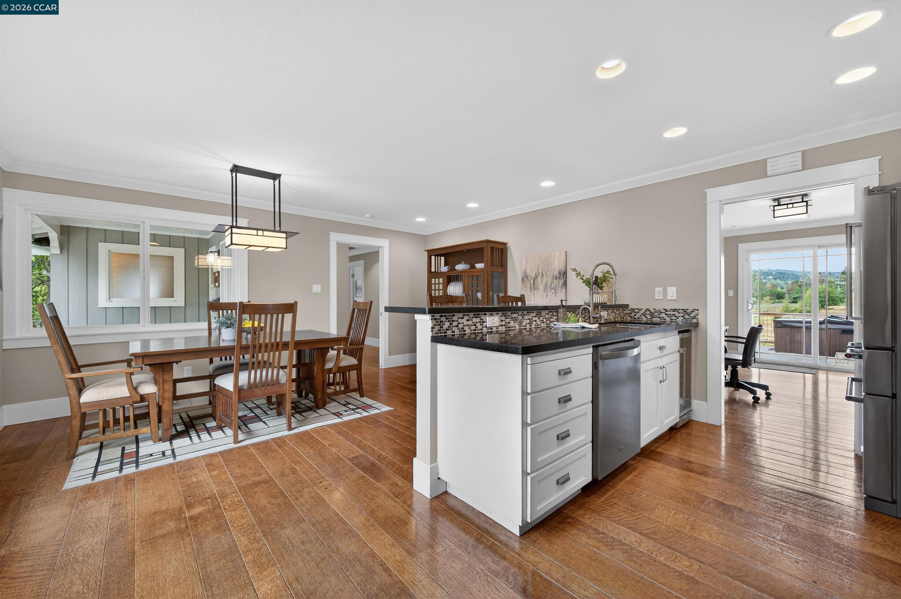 Detail Gallery Image 13 of 41 For 285 Apollo Way, Pleasant Hill,  CA 94523 - 3 Beds | 2/1 Baths