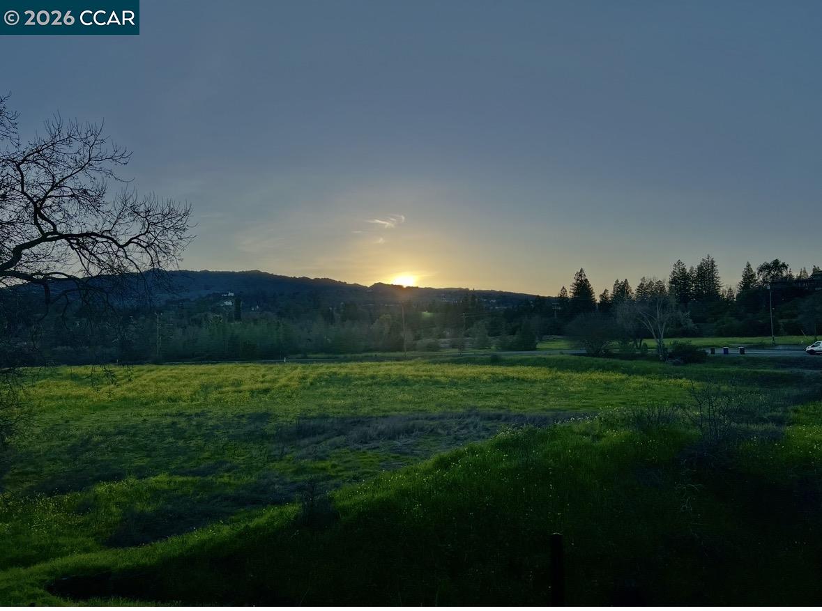 Detail Gallery Image 39 of 41 For 285 Apollo Way, Pleasant Hill,  CA 94523 - 3 Beds | 2/1 Baths