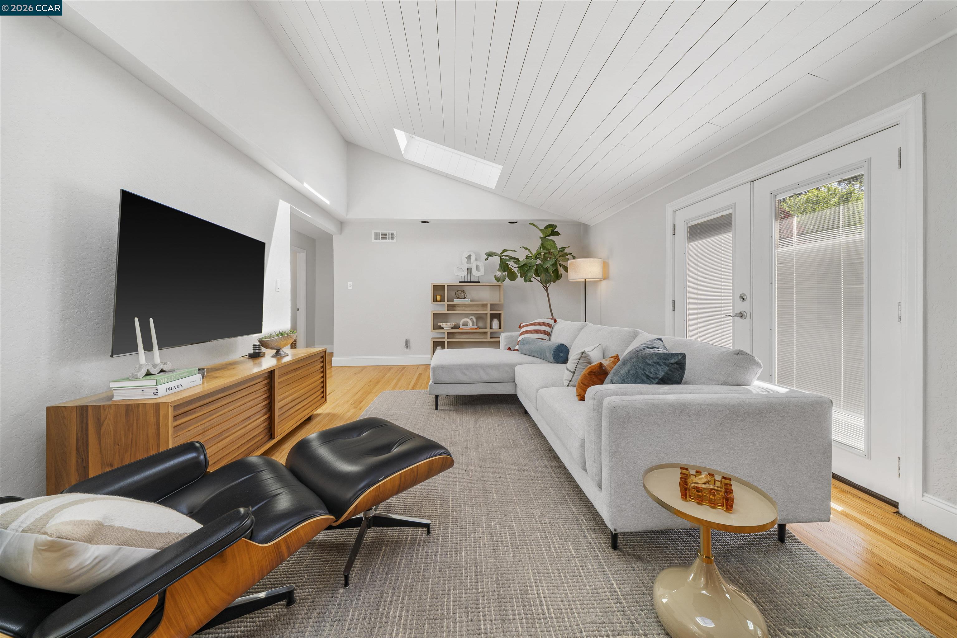 Detail Gallery Image 12 of 54 For 262 via Cima Ct, Danville,  CA 94526 - 4 Beds | 3 Baths