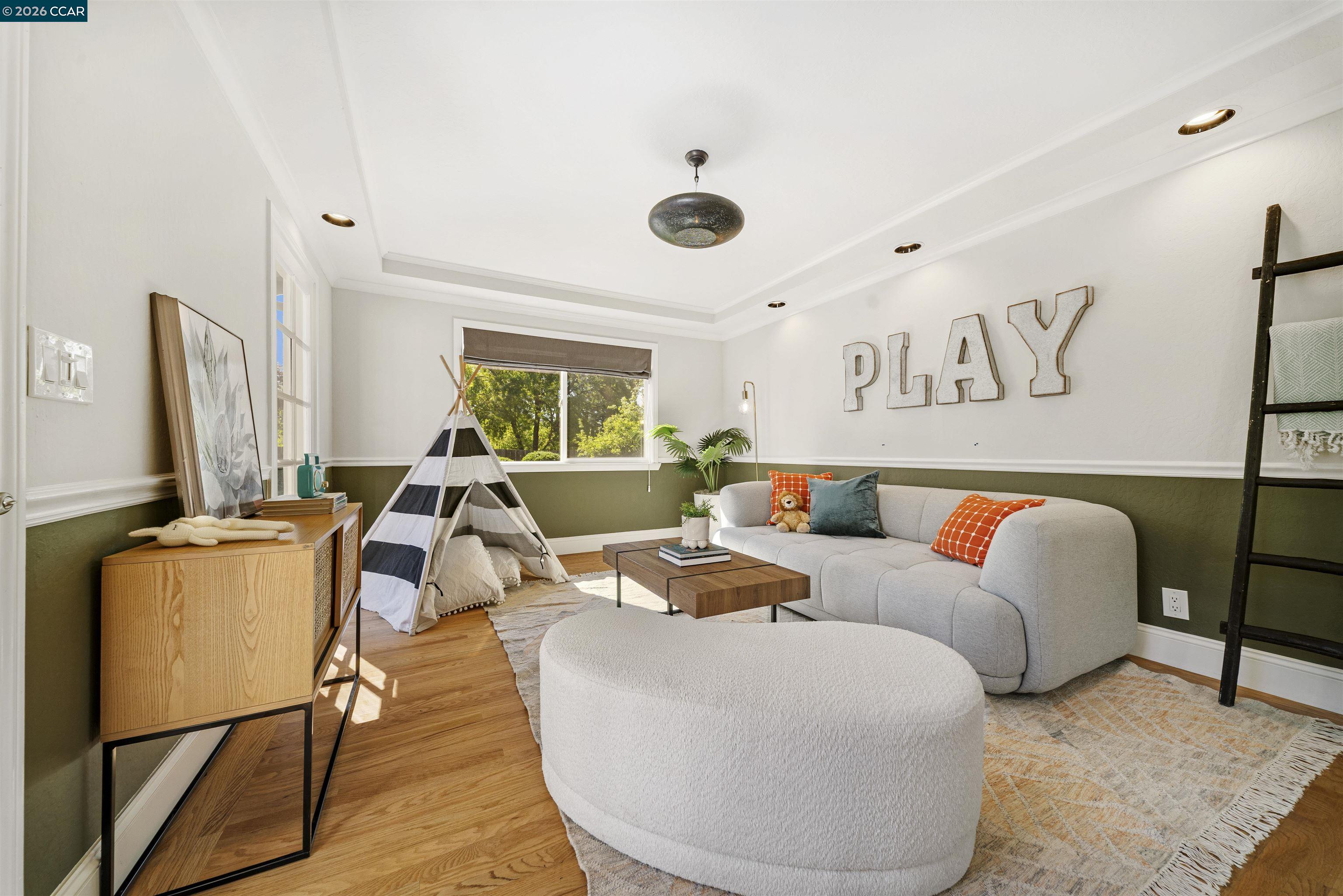 Detail Gallery Image 19 of 54 For 262 via Cima Ct, Danville,  CA 94526 - 4 Beds | 3 Baths