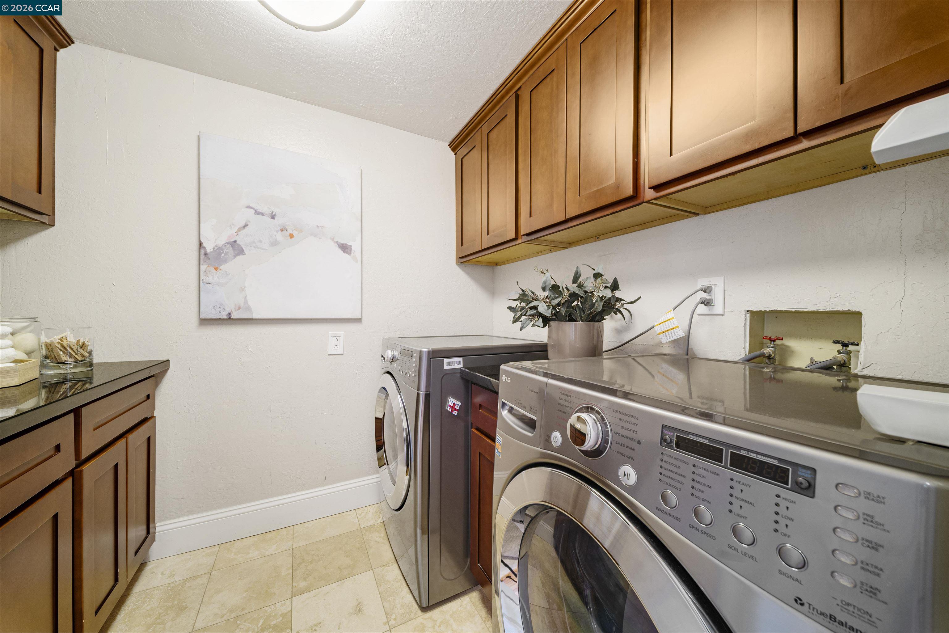 Detail Gallery Image 36 of 54 For 262 via Cima Ct, Danville,  CA 94526 - 4 Beds | 3 Baths