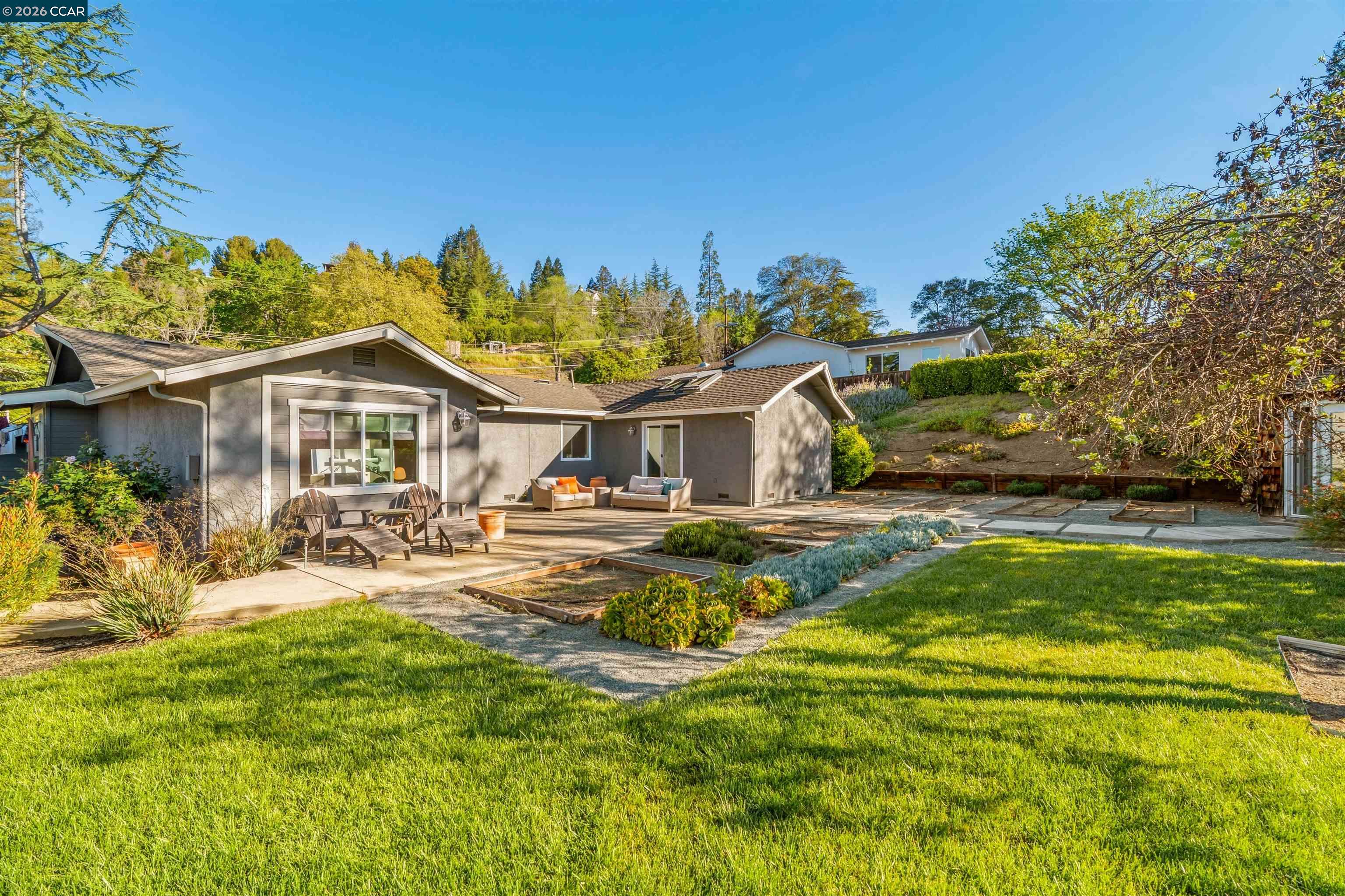 Detail Gallery Image 40 of 54 For 262 via Cima Ct, Danville,  CA 94526 - 4 Beds | 3 Baths