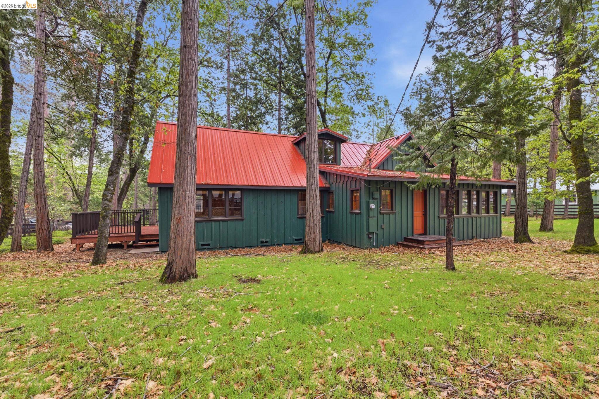 Detail Gallery Image 2 of 38 For 22992 Sierra Dr, Twain Harte,  CA 95383 - 3 Beds | 2 Baths