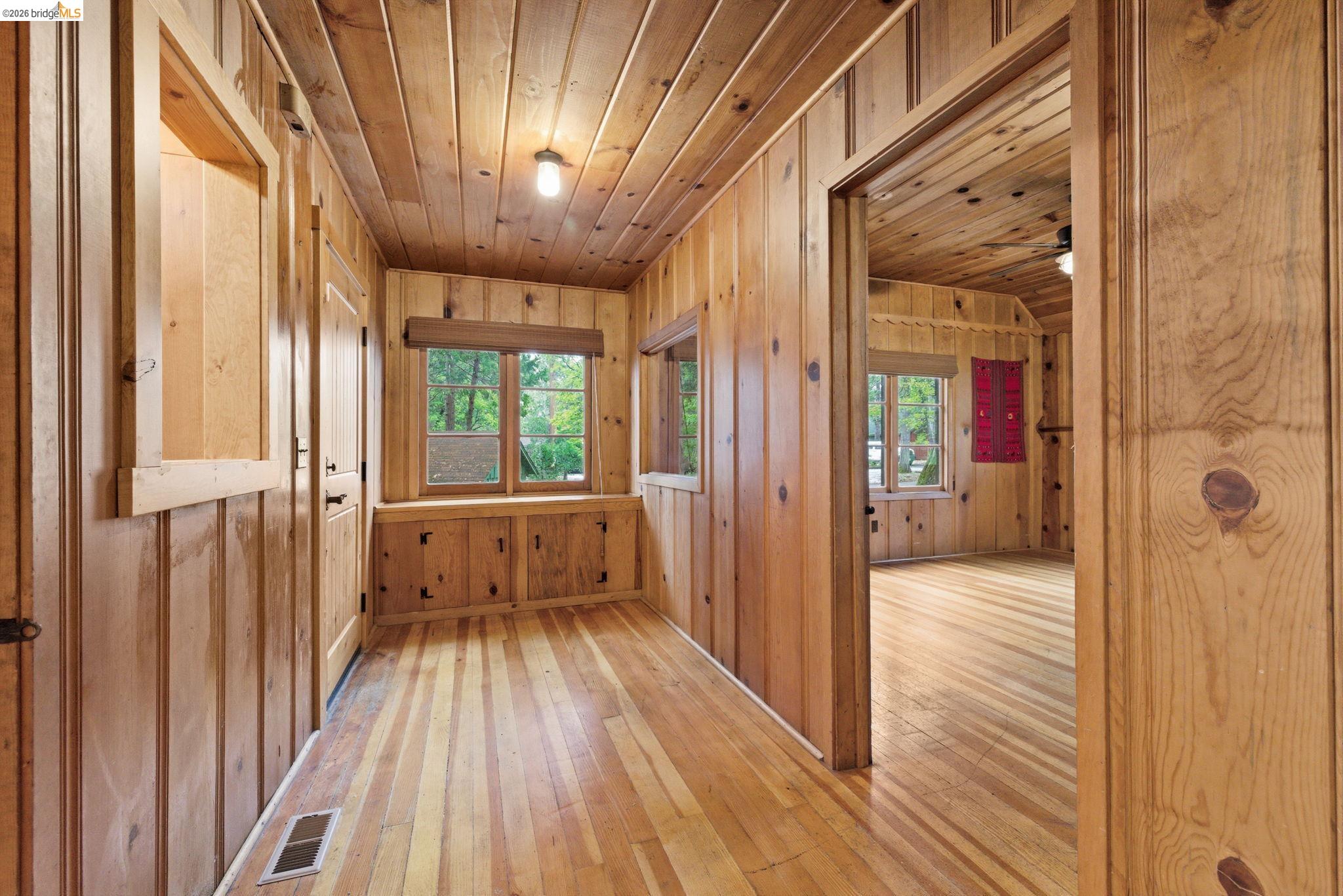 Detail Gallery Image 11 of 38 For 22992 Sierra Dr, Twain Harte,  CA 95383 - 3 Beds | 2 Baths