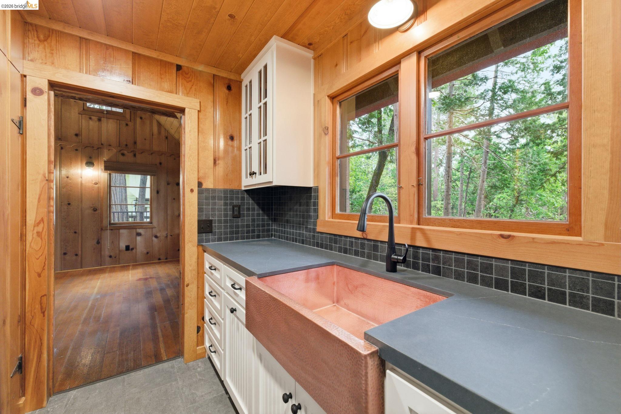 Detail Gallery Image 14 of 38 For 22992 Sierra Dr, Twain Harte,  CA 95383 - 3 Beds | 2 Baths