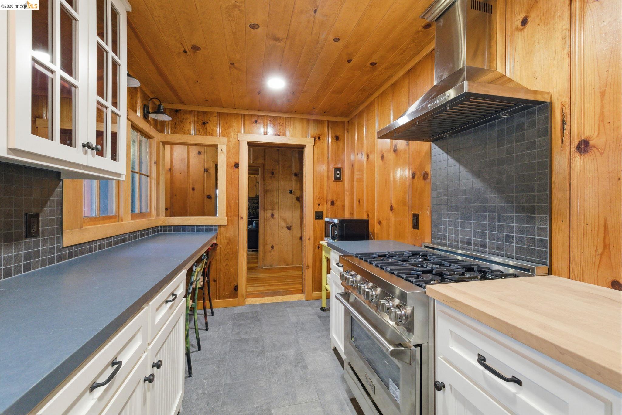 Detail Gallery Image 15 of 38 For 22992 Sierra Dr, Twain Harte,  CA 95383 - 3 Beds | 2 Baths