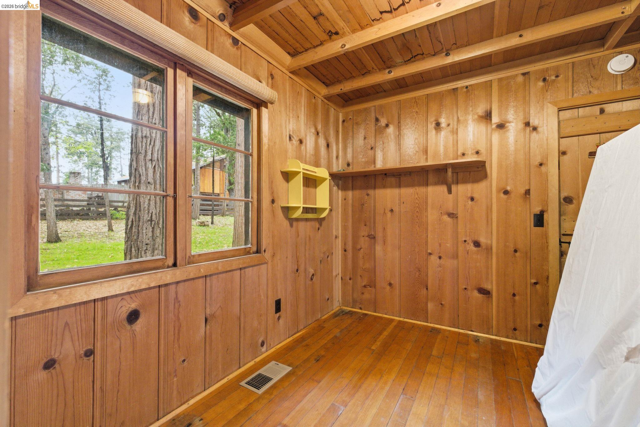 Detail Gallery Image 18 of 38 For 22992 Sierra Dr, Twain Harte,  CA 95383 - 3 Beds | 2 Baths