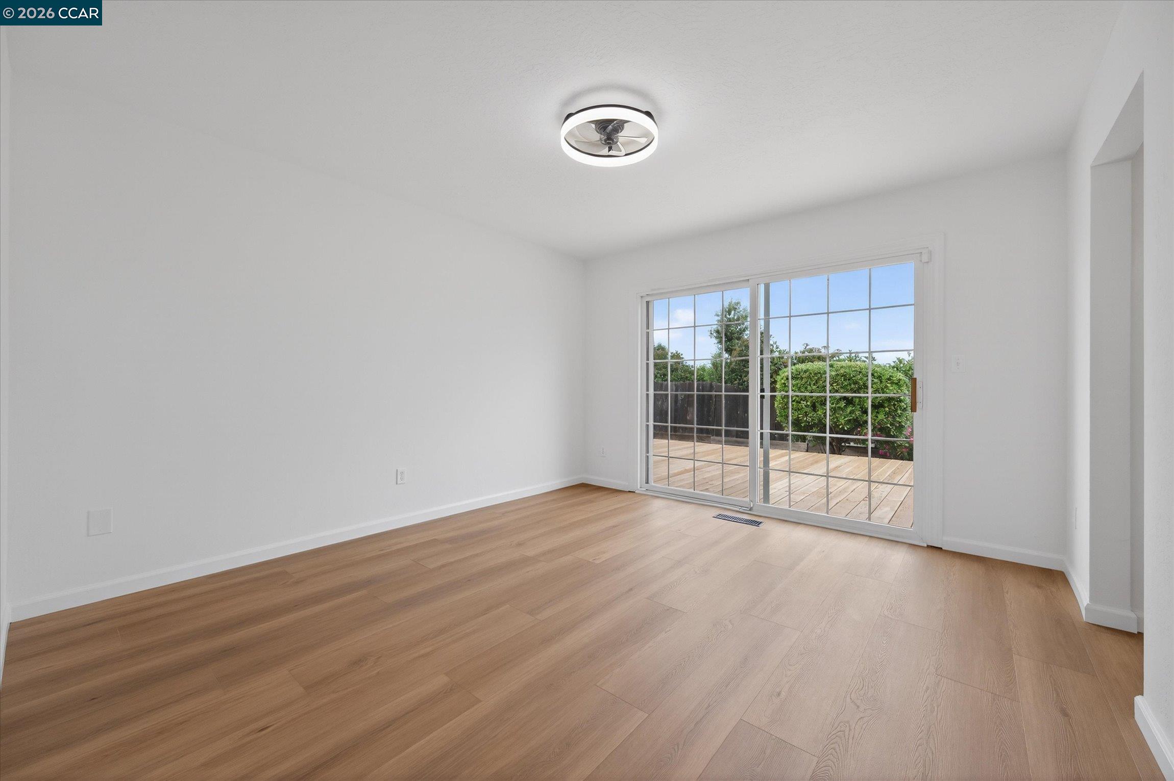 Detail Gallery Image 12 of 34 For 924 Halite Way, Antioch,  CA 94509 - 3 Beds | 2 Baths