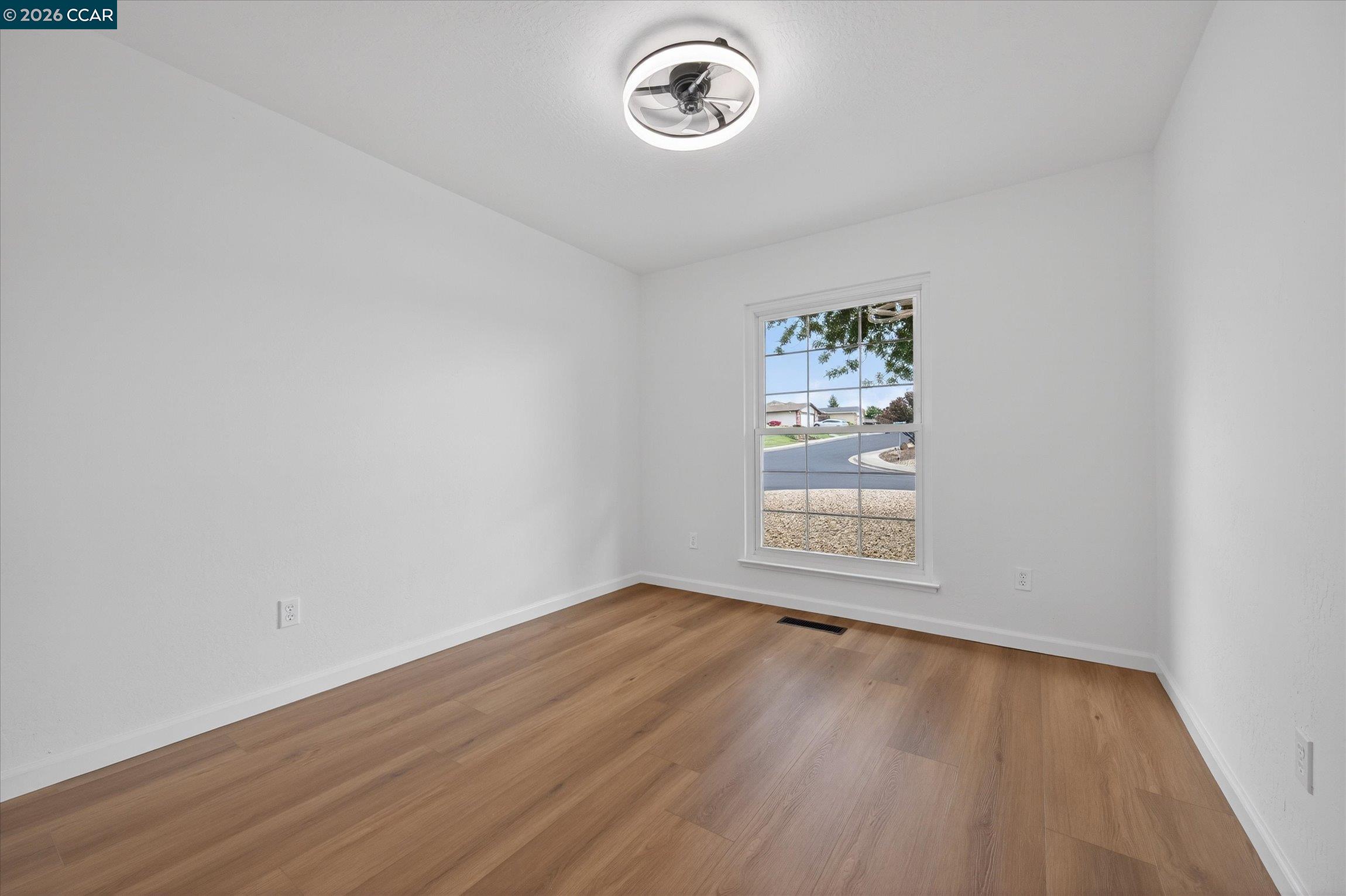 Detail Gallery Image 18 of 34 For 924 Halite Way, Antioch,  CA 94509 - 3 Beds | 2 Baths