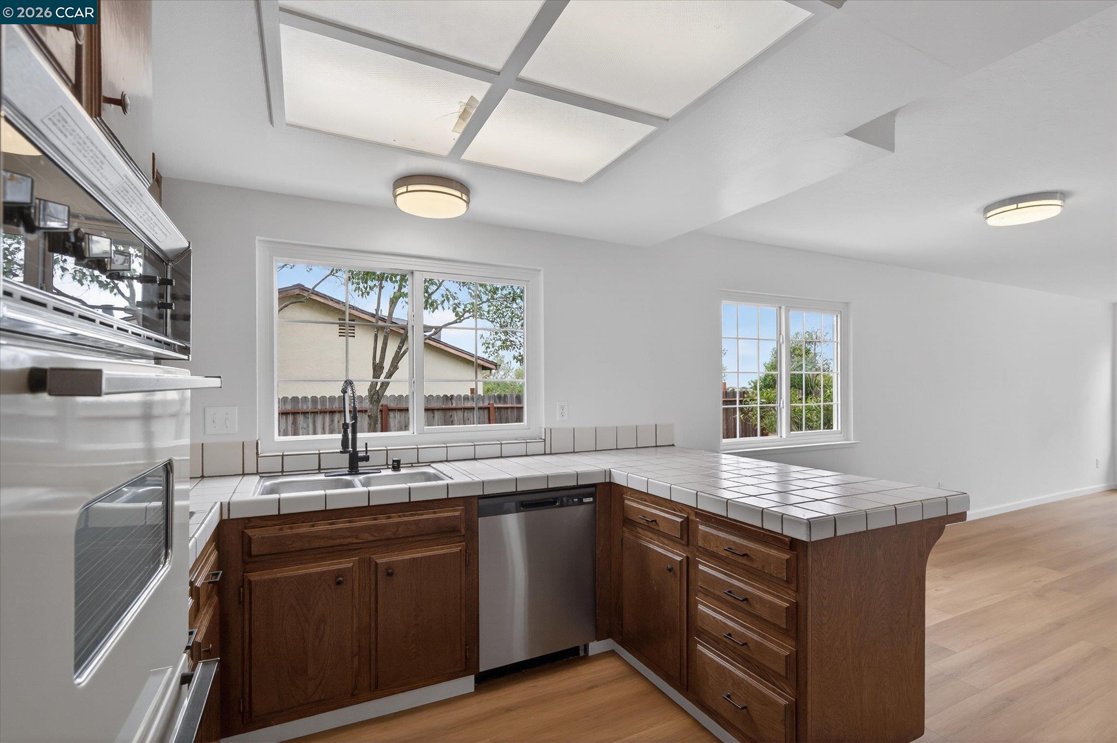 Detail Gallery Image 8 of 34 For 924 Halite Way, Antioch,  CA 94509 - 3 Beds | 2 Baths