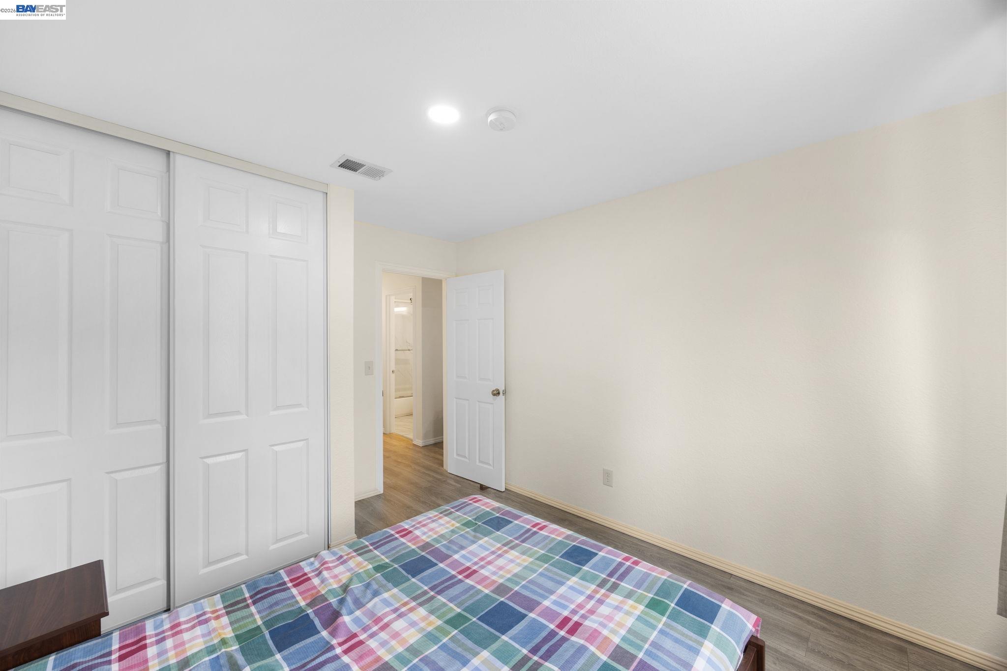 Photo #12: 41129459 Listing: Photo #12