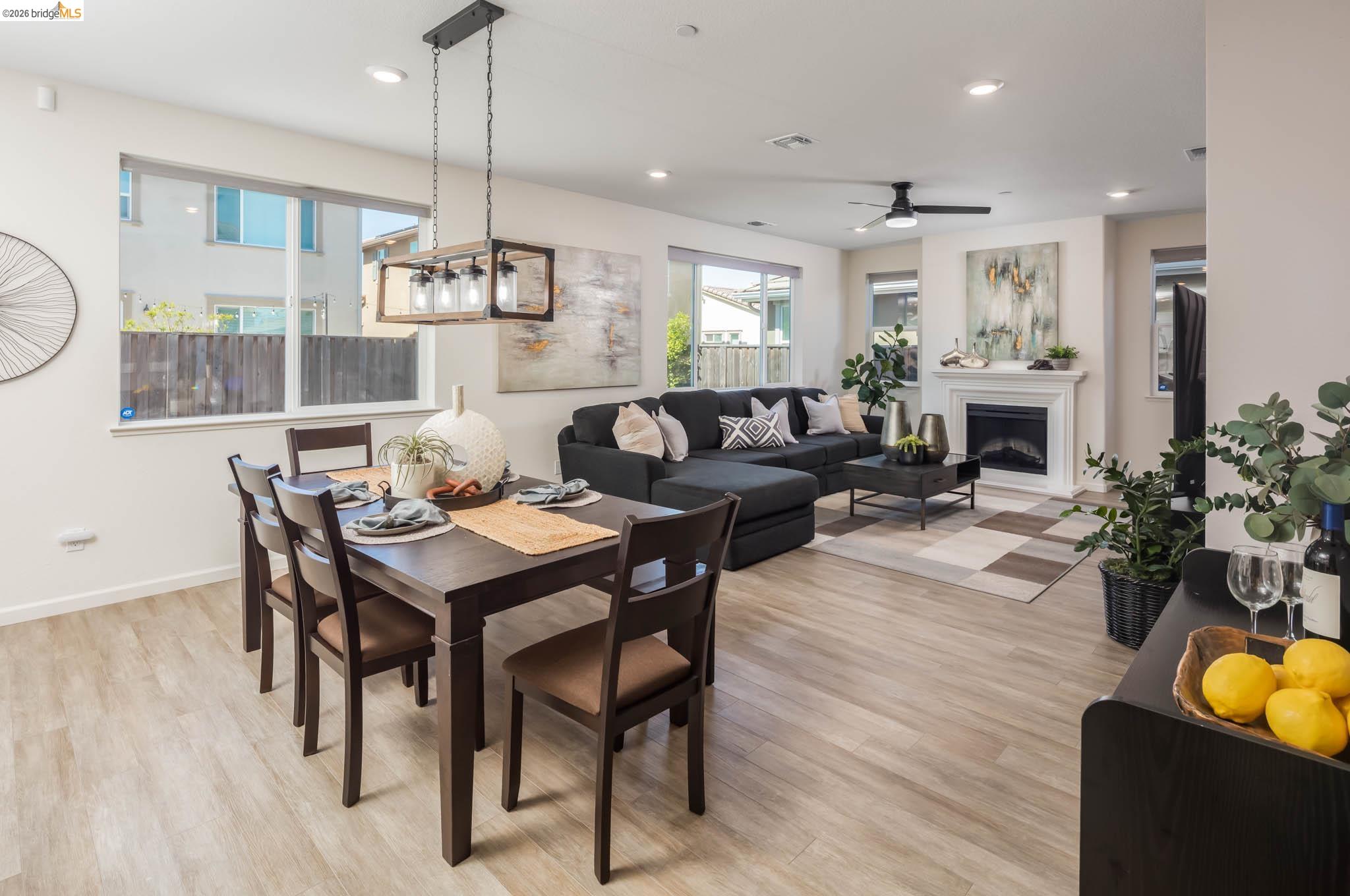 Detail Gallery Image 7 of 43 For 661 Longmont Dr, Oakley,  CA 94561 - 3 Beds | 2/1 Baths