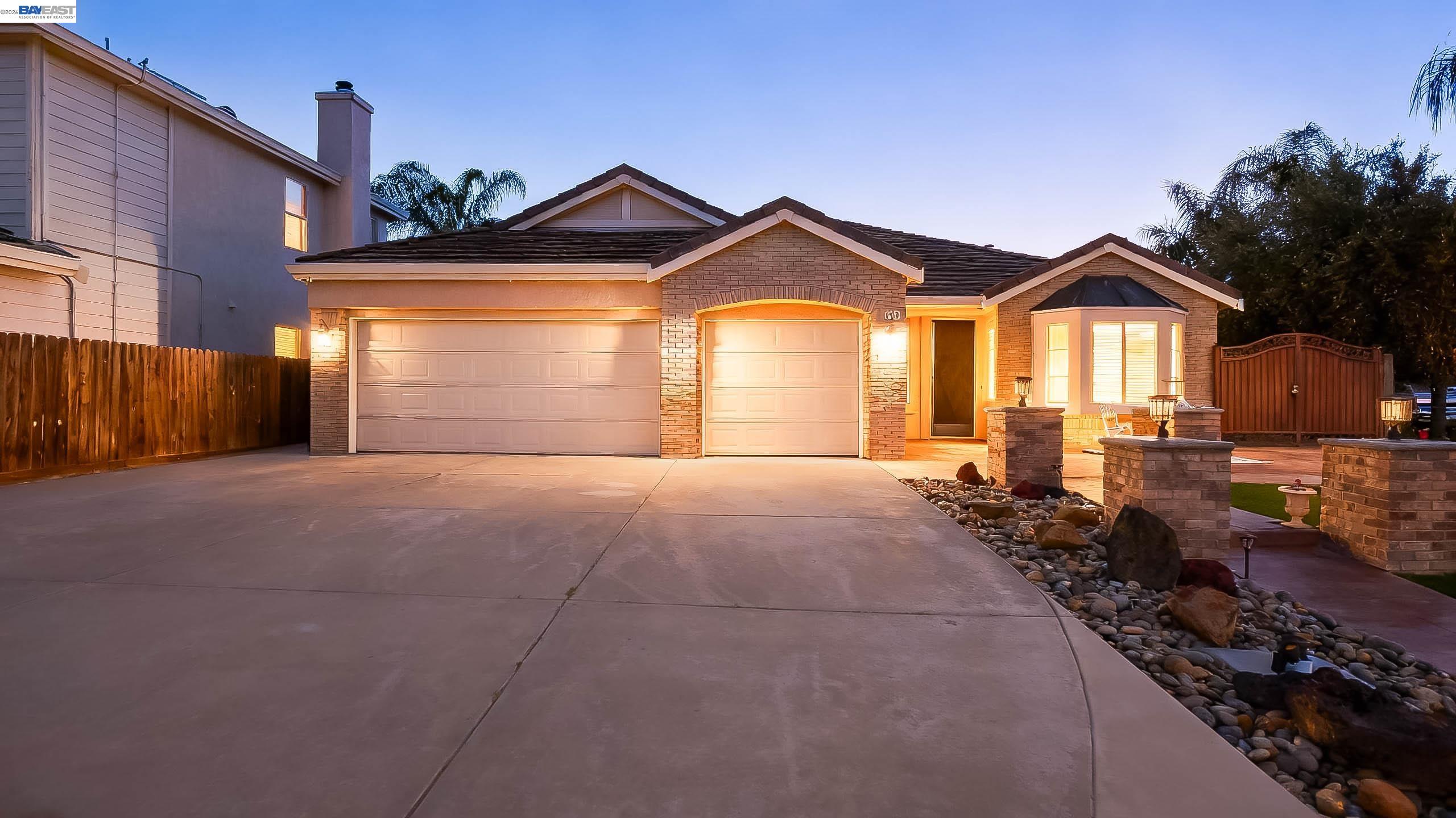 Front Image Thumbnail for BE41129464