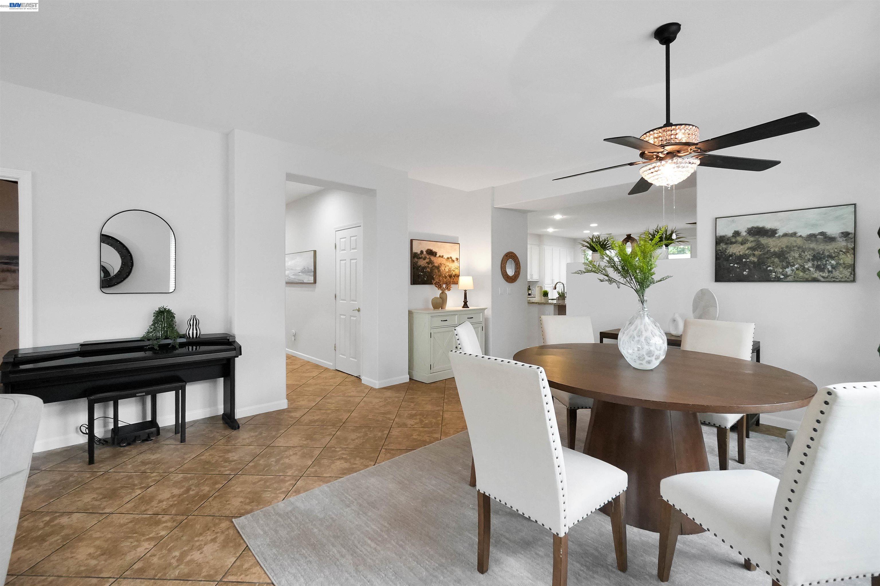 Detail Gallery Image 8 of 47 For 432 Payton Ct, Tracy,  CA 95377 - 4 Beds | 2 Baths