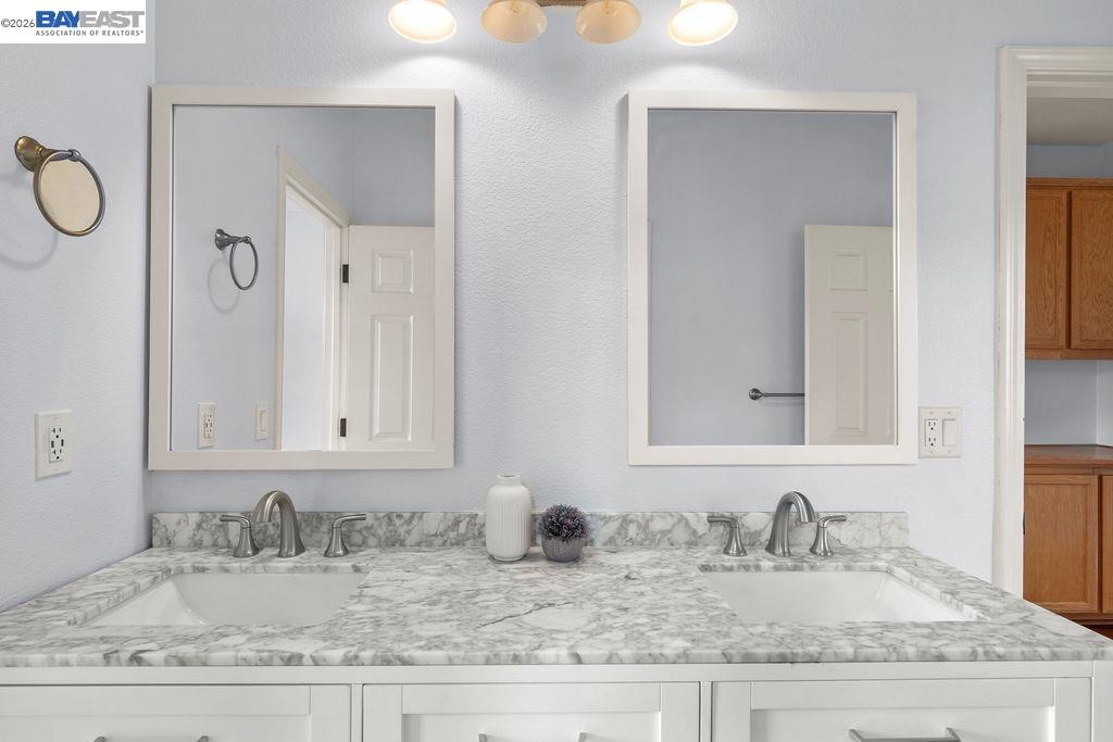 Detail Gallery Image 16 of 59 For 3400 Fallen Oak Dr, Modesto,  CA 95355 - 4 Beds | 3 Baths