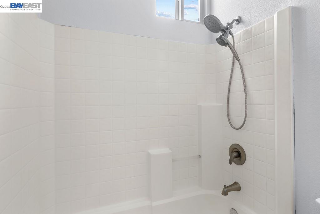 Detail Gallery Image 18 of 59 For 3400 Fallen Oak Dr, Modesto,  CA 95355 - 4 Beds | 3 Baths