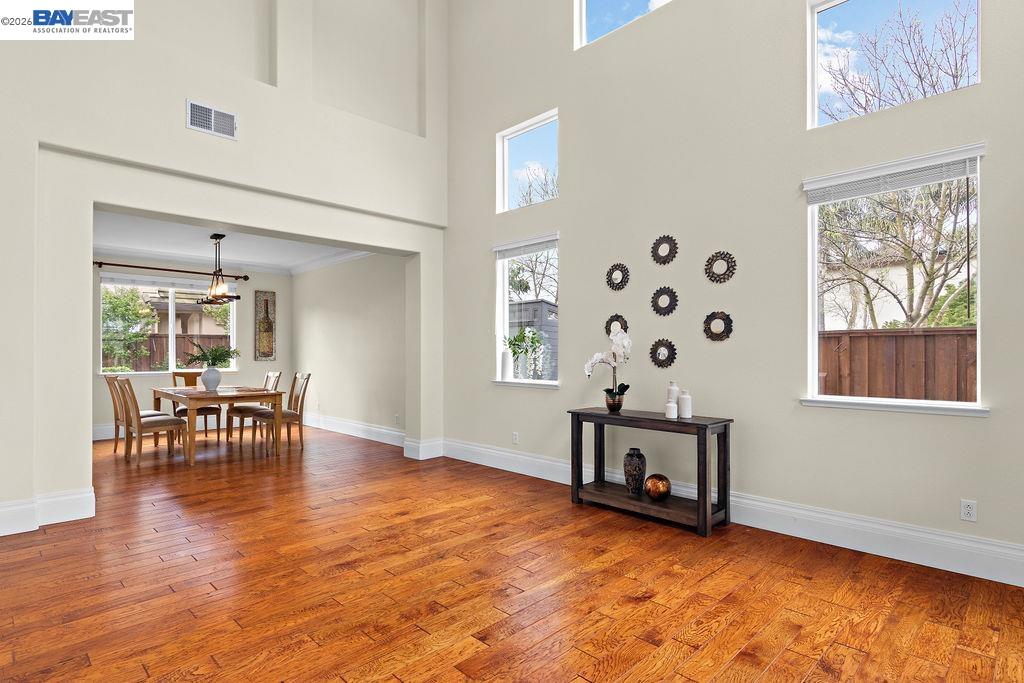 Detail Gallery Image 4 of 59 For 3400 Fallen Oak Dr, Modesto,  CA 95355 - 4 Beds | 3 Baths