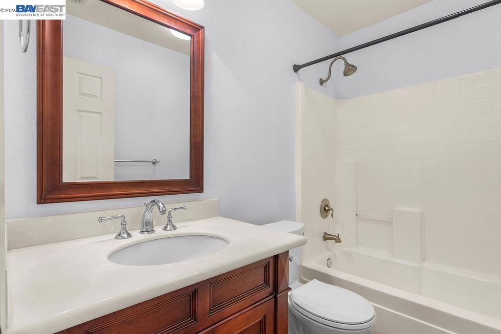 Detail Gallery Image 32 of 59 For 3400 Fallen Oak Dr, Modesto,  CA 95355 - 4 Beds | 3 Baths