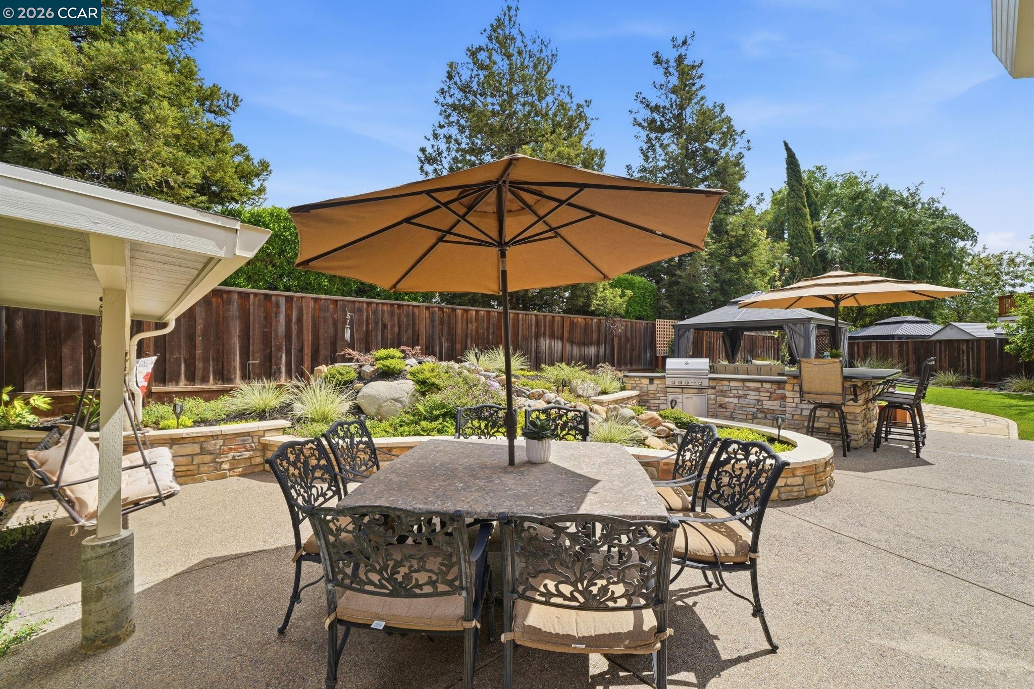 Detail Gallery Image 27 of 36 For 1807 Altamont Cir, Livermore,  CA 94551 - 4 Beds | 2/1 Baths