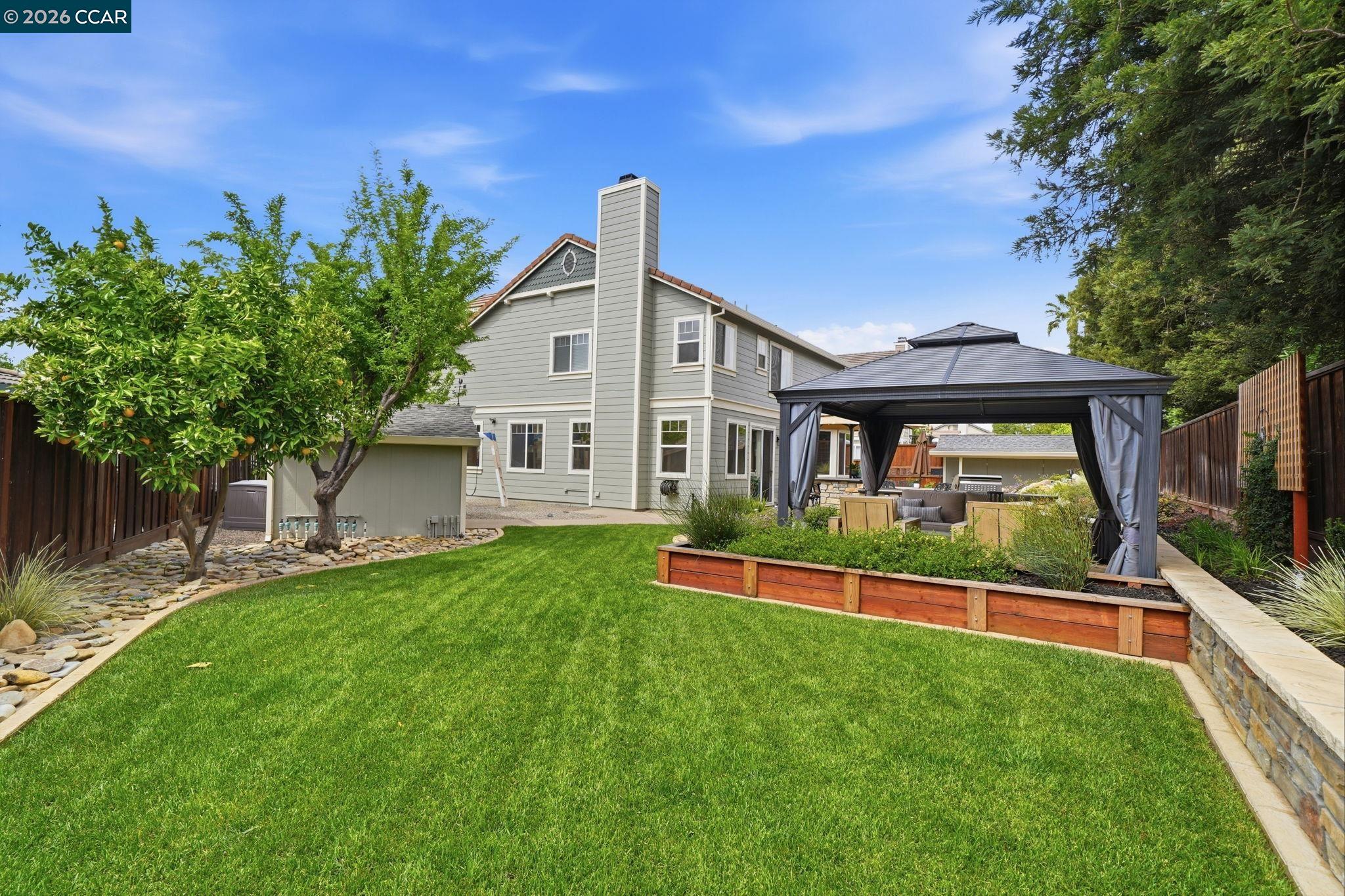 Detail Gallery Image 30 of 36 For 1807 Altamont Cir, Livermore,  CA 94551 - 4 Beds | 2/1 Baths