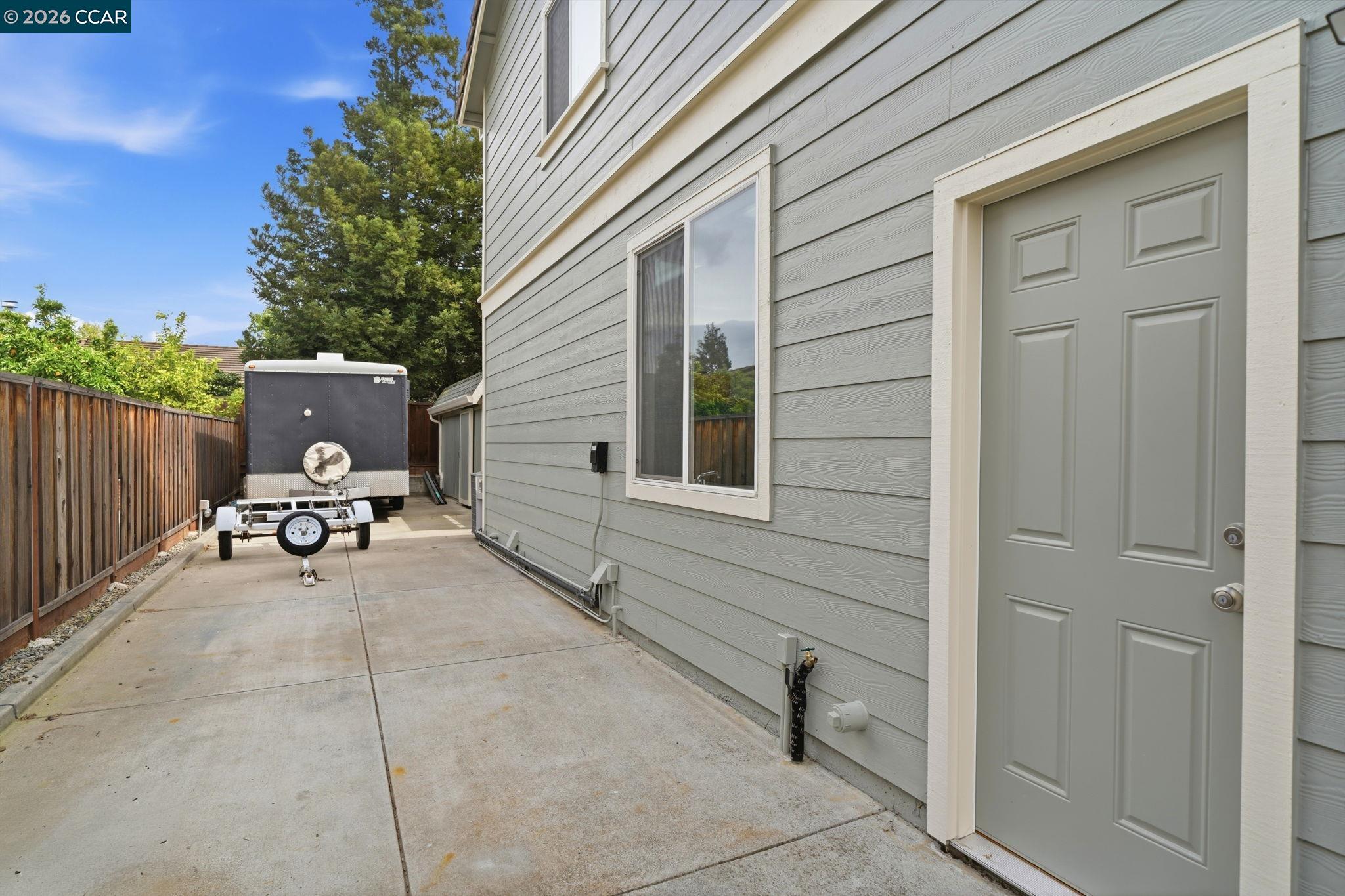 Detail Gallery Image 32 of 36 For 1807 Altamont Cir, Livermore,  CA 94551 - 4 Beds | 2/1 Baths