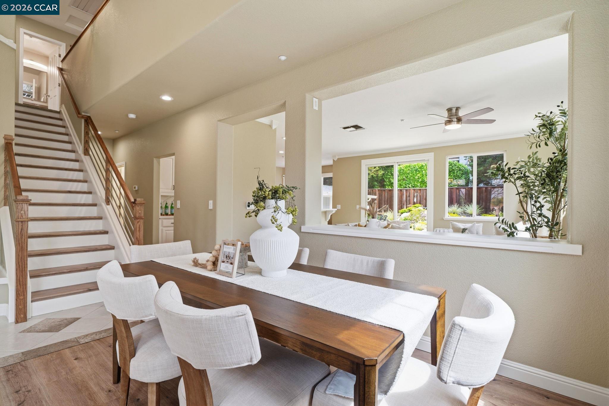 Detail Gallery Image 6 of 36 For 1807 Altamont Cir, Livermore,  CA 94551 - 4 Beds | 2/1 Baths