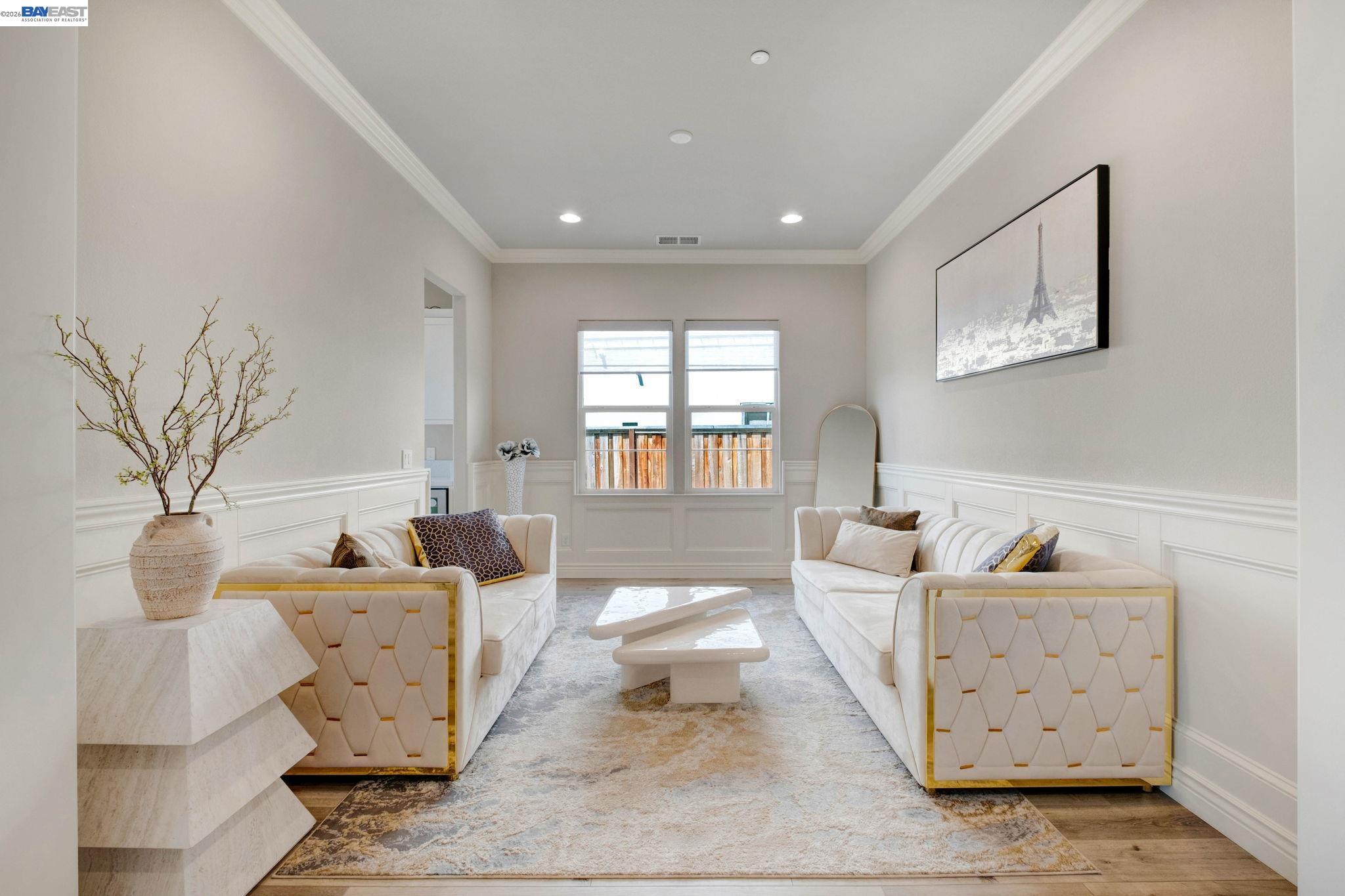 Detail Gallery Image 14 of 60 For 128 Dunfirth Ct, Hayward,  CA 94542 - 5 Beds | 4/1 Baths