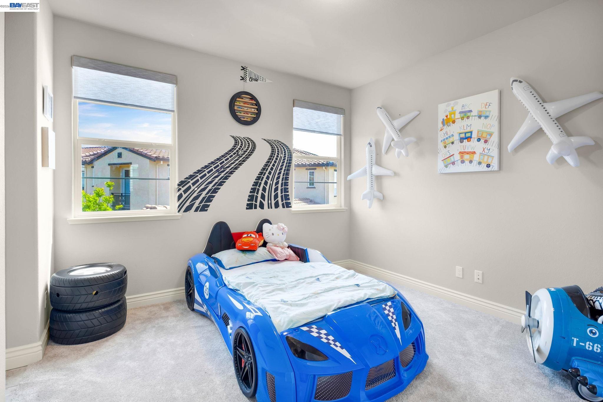 Detail Gallery Image 30 of 60 For 128 Dunfirth Ct, Hayward,  CA 94542 - 5 Beds | 4/1 Baths