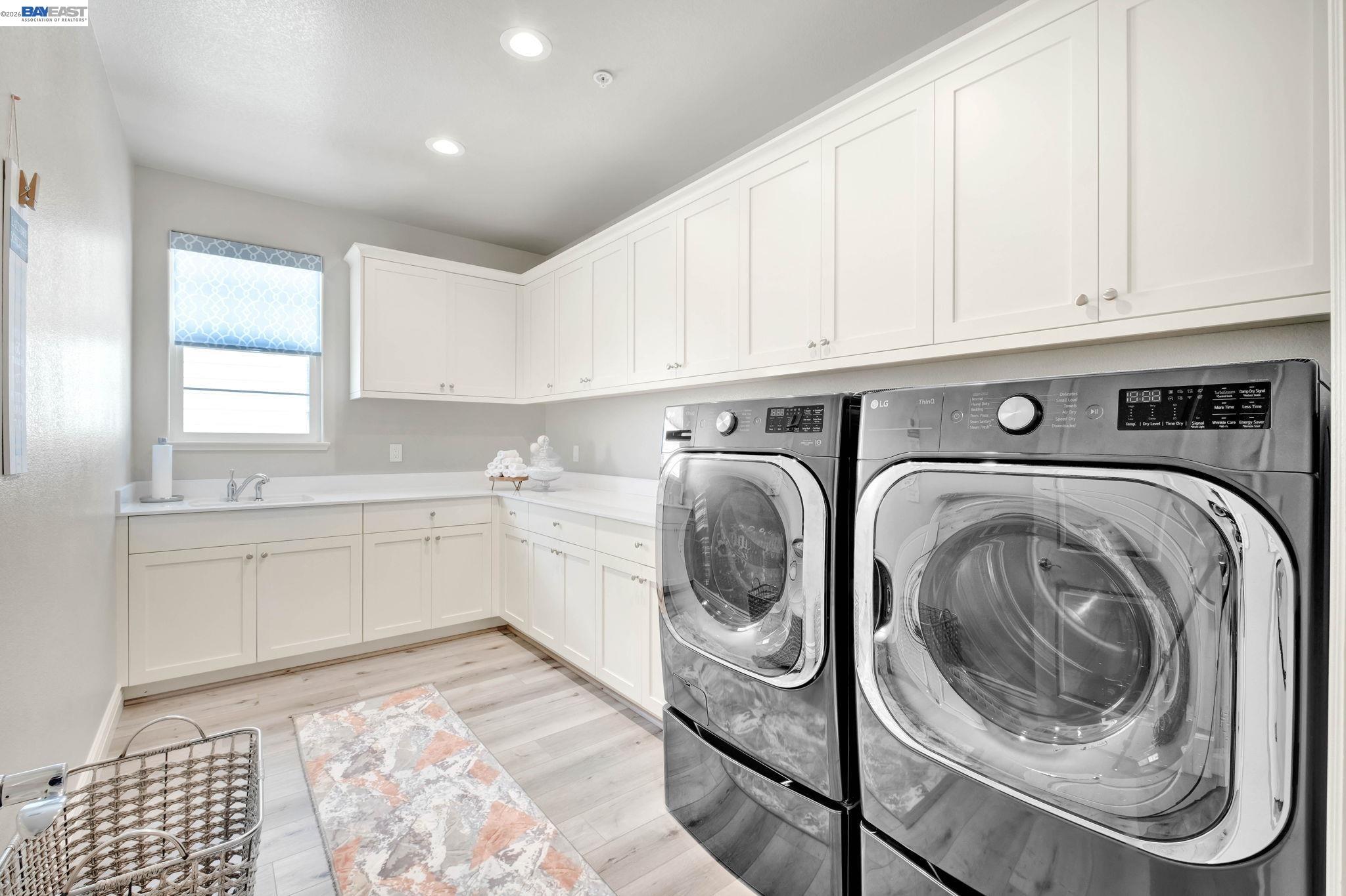 Detail Gallery Image 32 of 60 For 128 Dunfirth Ct, Hayward,  CA 94542 - 5 Beds | 4/1 Baths