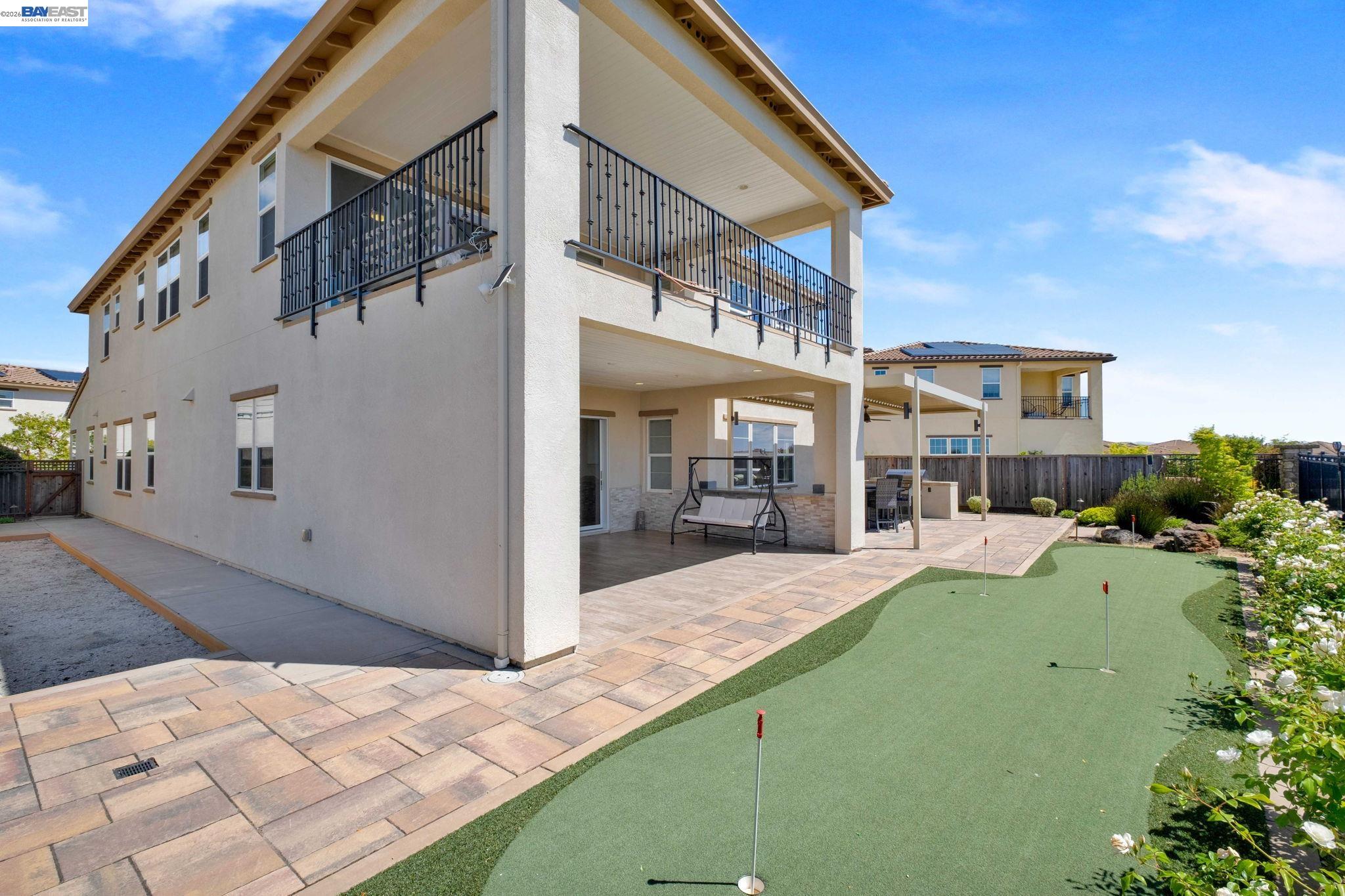 Detail Gallery Image 36 of 60 For 128 Dunfirth Ct, Hayward,  CA 94542 - 5 Beds | 4/1 Baths