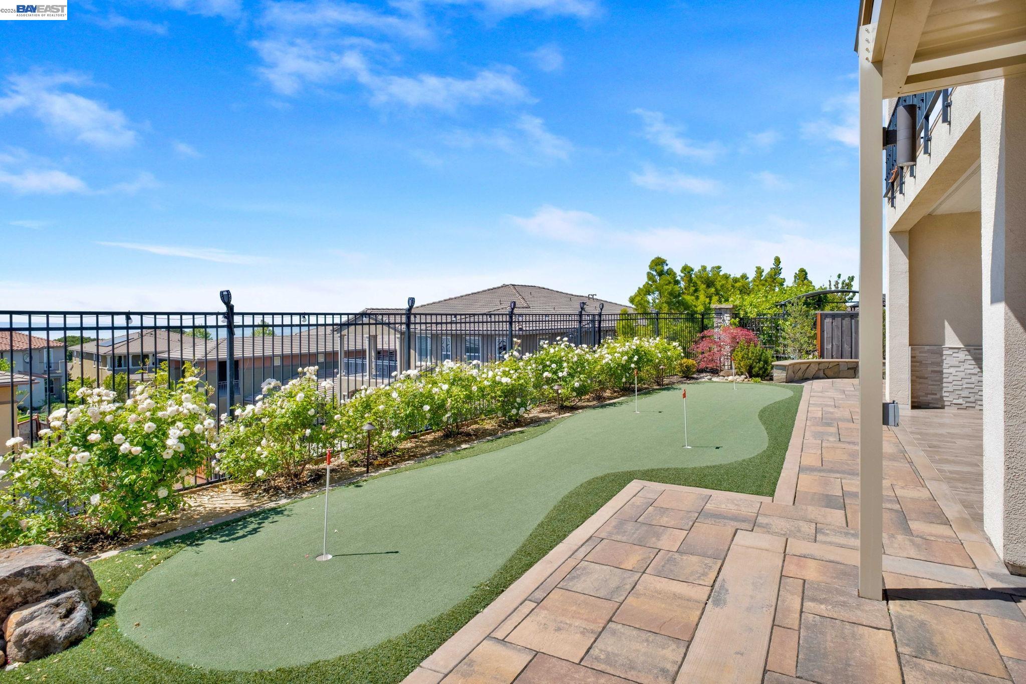 Detail Gallery Image 38 of 60 For 128 Dunfirth Ct, Hayward,  CA 94542 - 5 Beds | 4/1 Baths