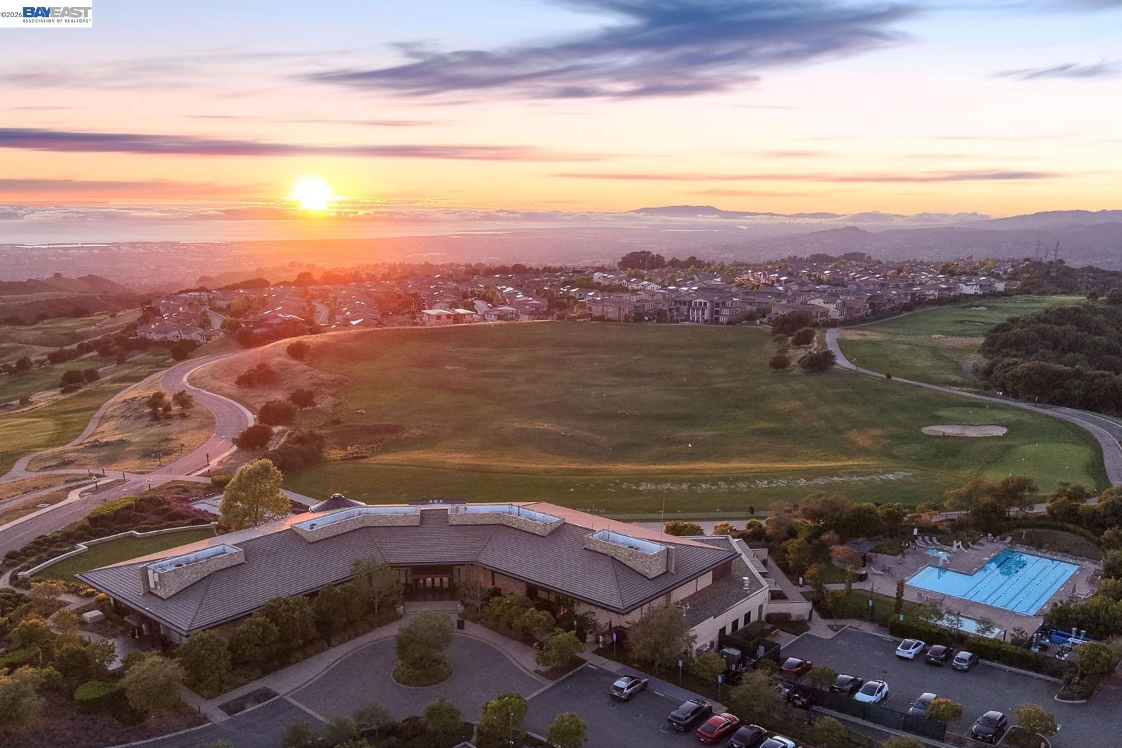 Detail Gallery Image 47 of 60 For 128 Dunfirth Ct, Hayward,  CA 94542 - 5 Beds | 4/1 Baths