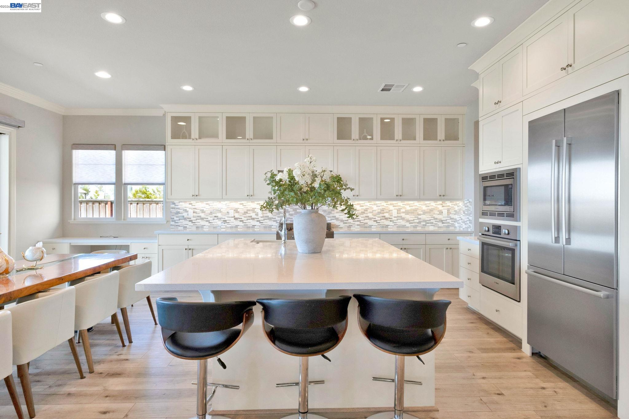 Detail Gallery Image 9 of 60 For 128 Dunfirth Ct, Hayward,  CA 94542 - 5 Beds | 4/1 Baths