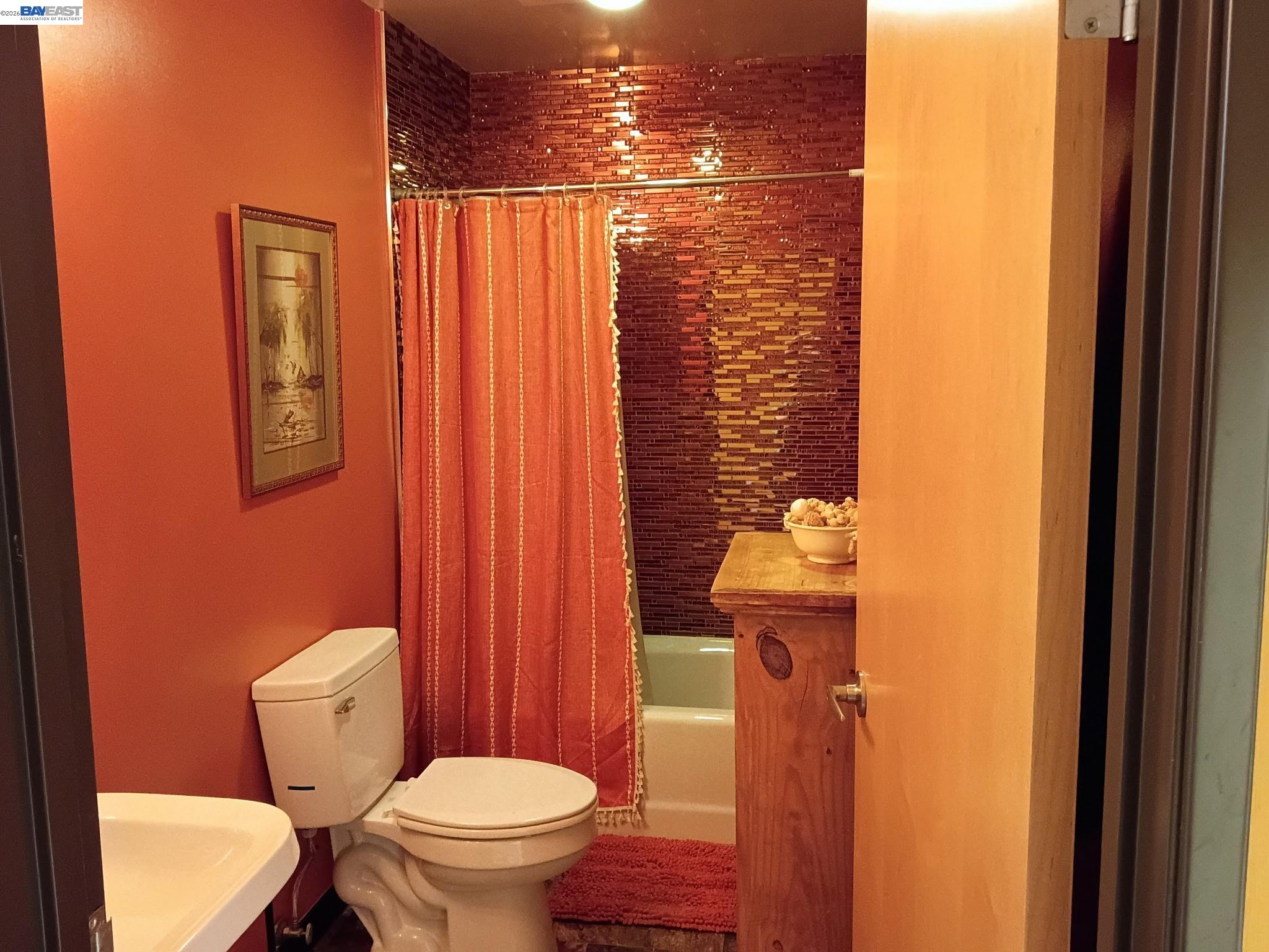Photo #33: 41129476 Listing: Photo #33