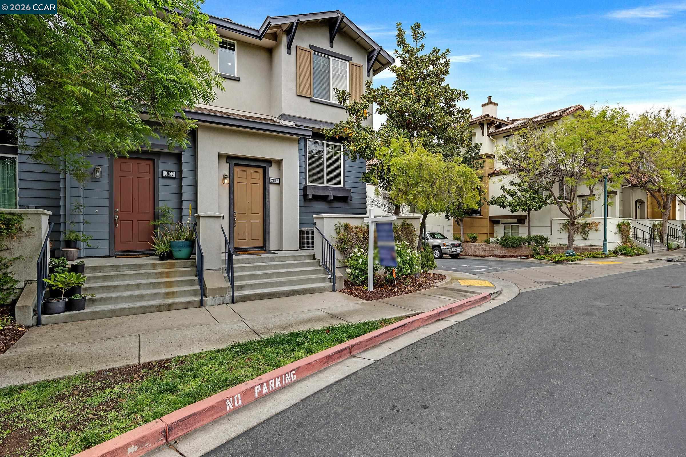 Photo #3: 41129477 Listing: Photo #3