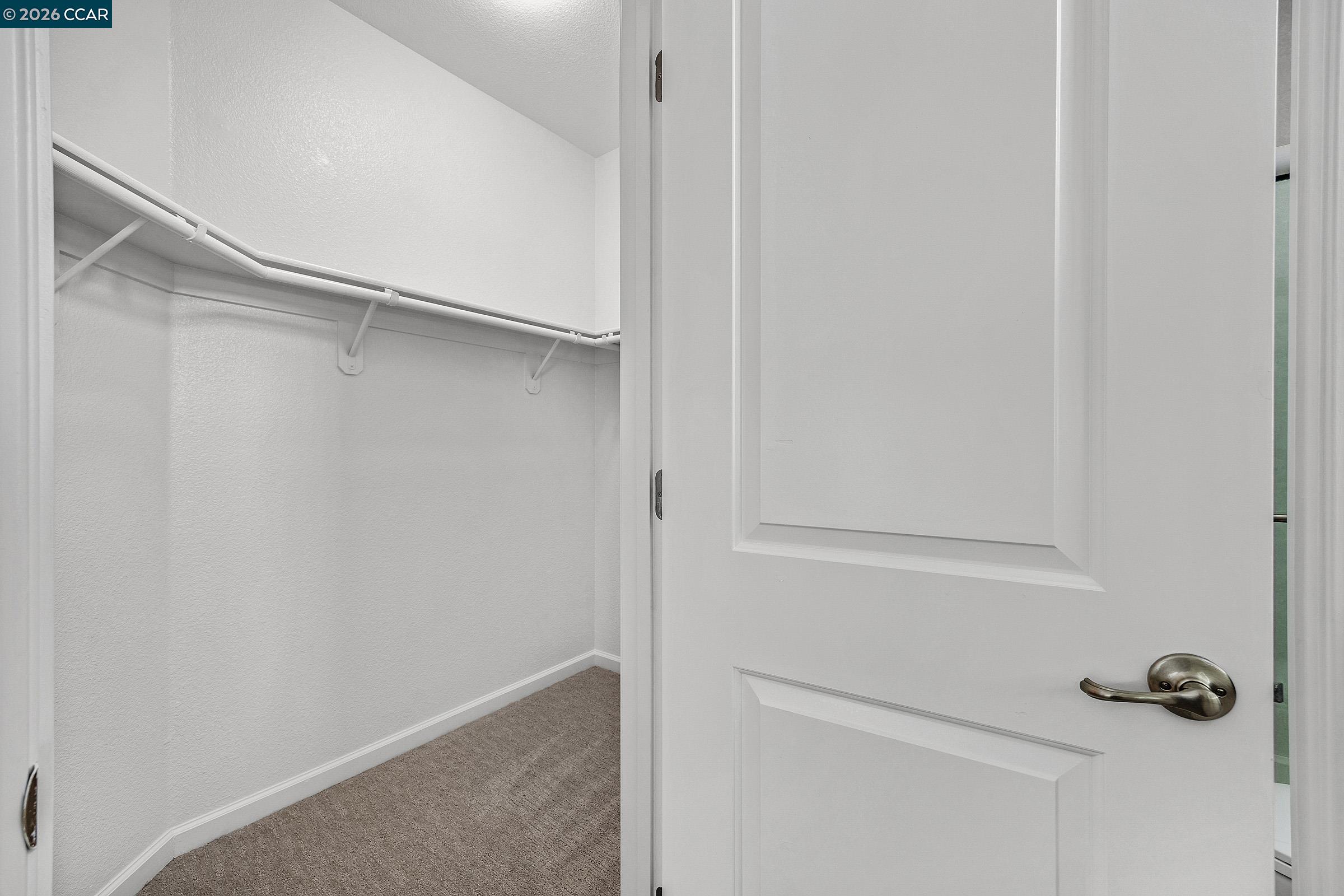 Photo #23: 41129477 Listing: Photo #23