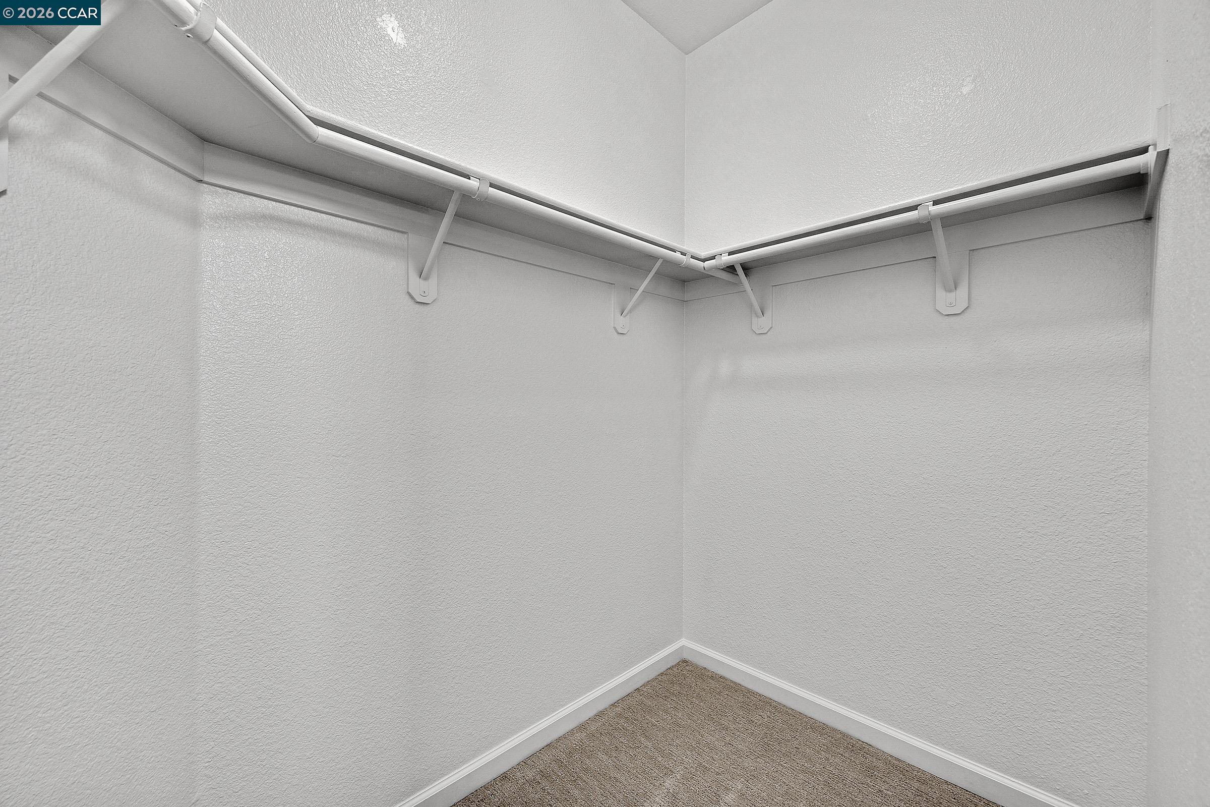 Photo #24: 41129477 Listing: Photo #24