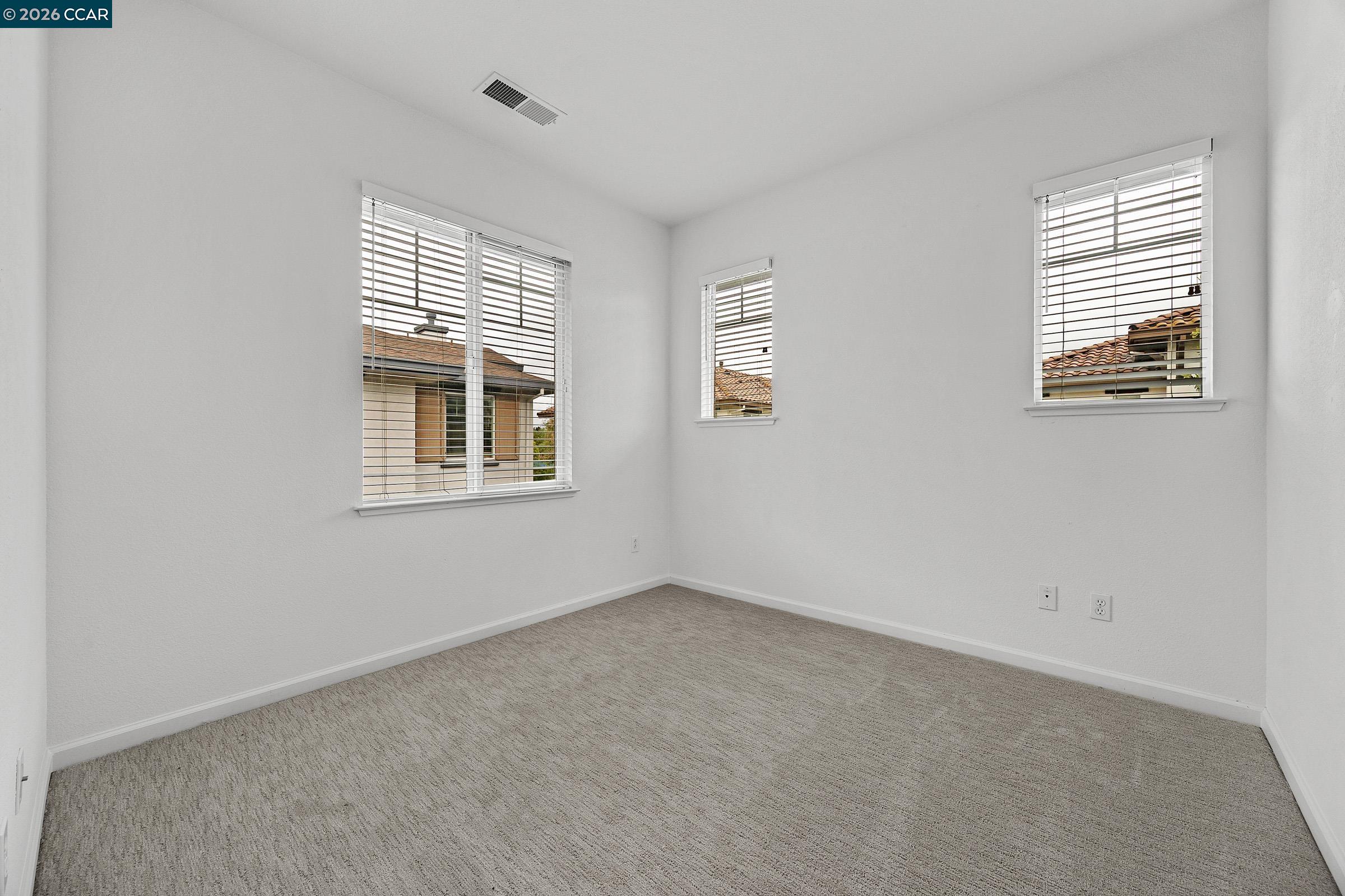 Photo #26: 41129477 Listing: Photo #26