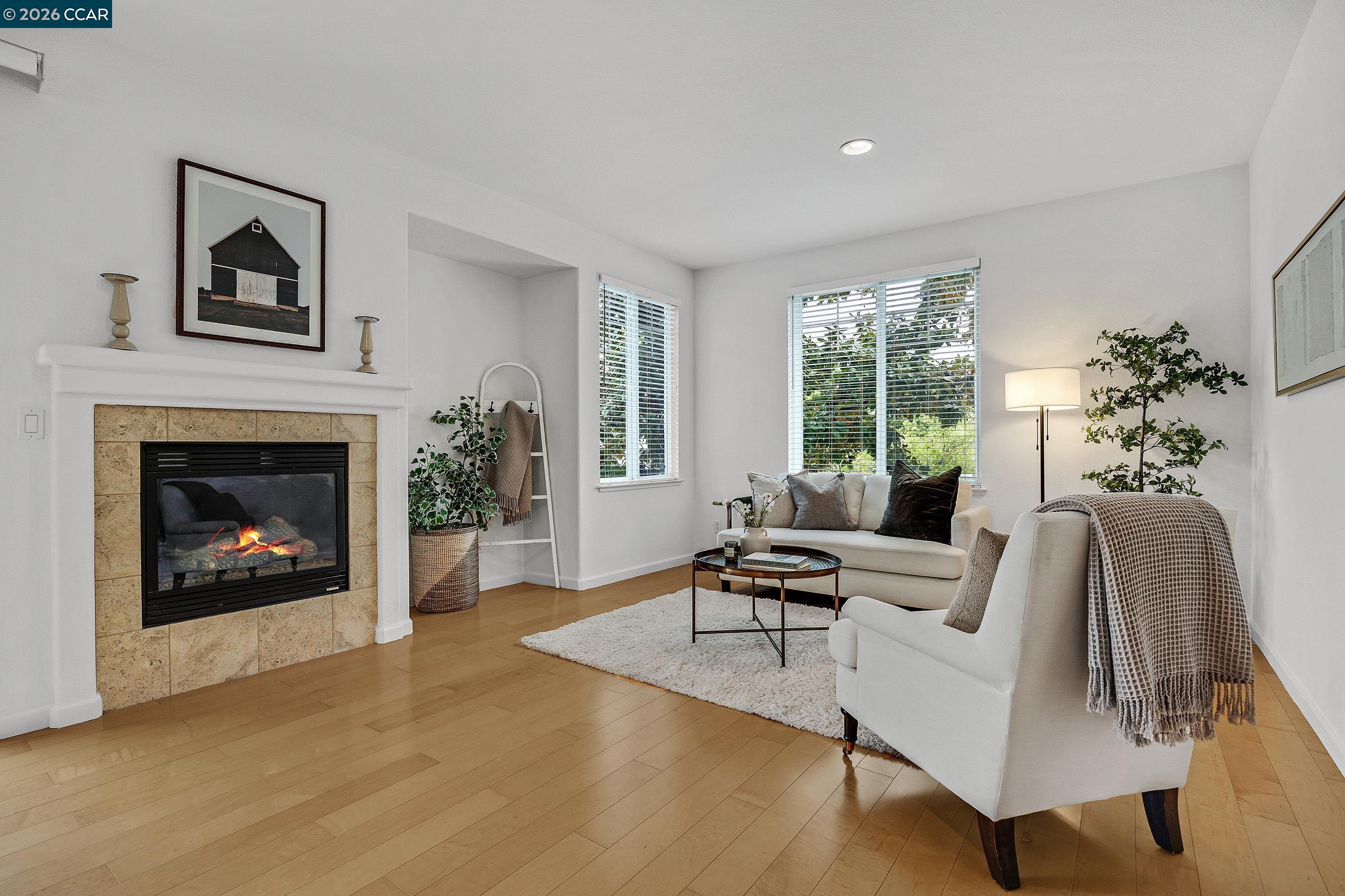 Photo #5: 41129477 Listing: Photo #5